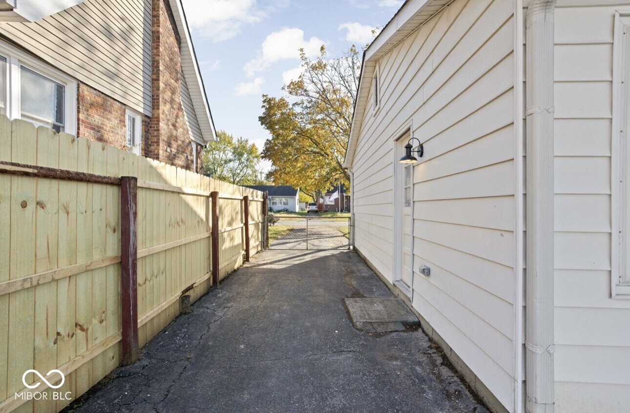 4648 Brookville Road