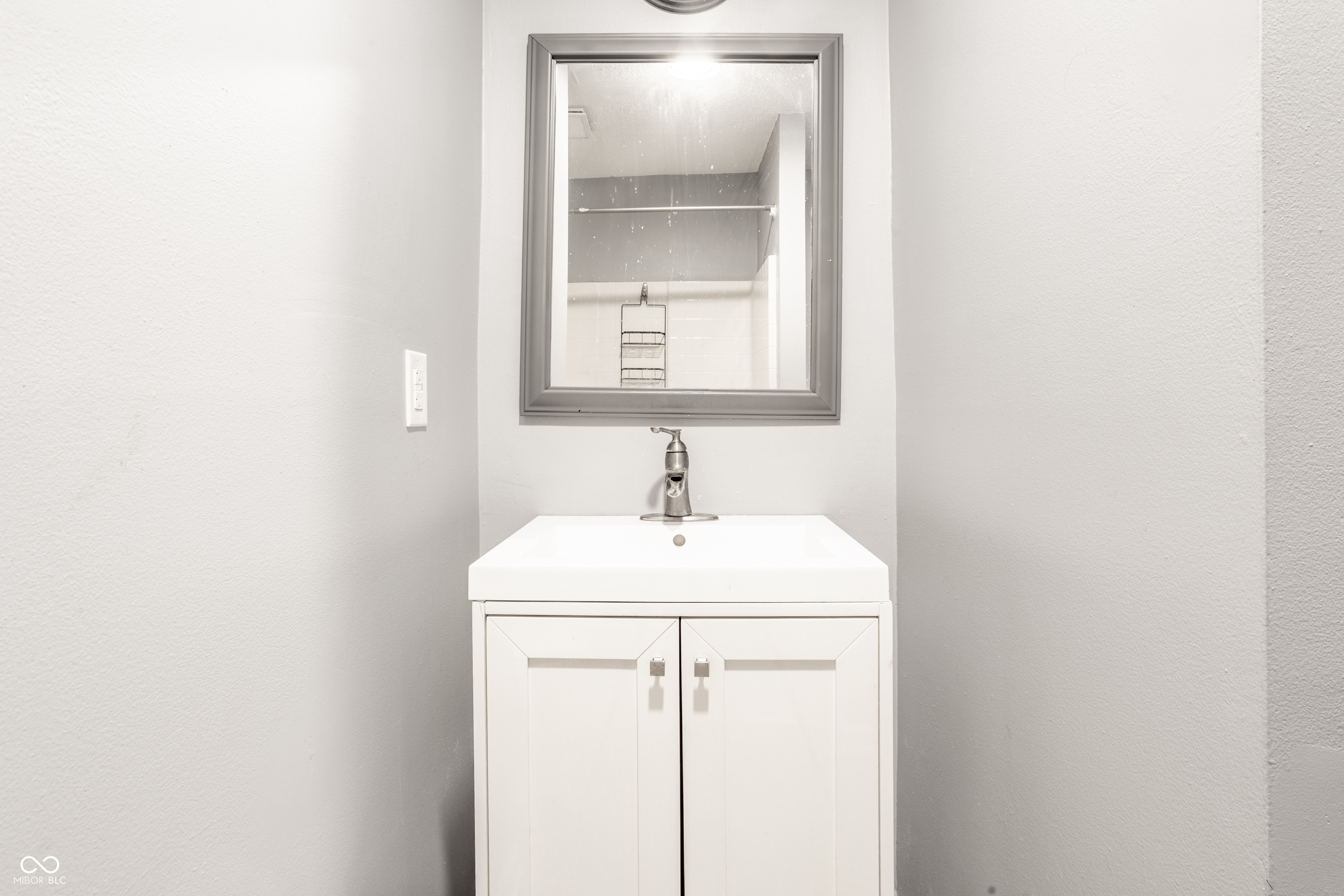 596 Christian Avenue