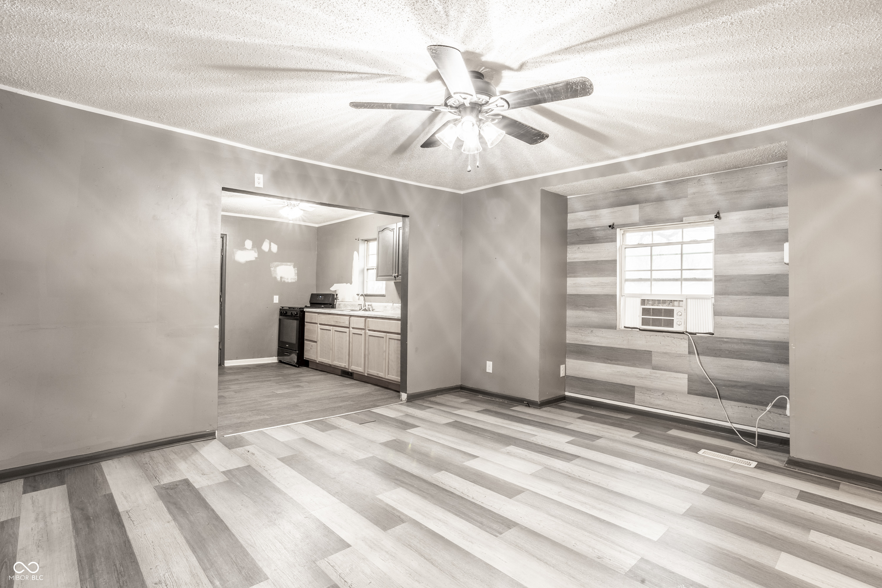 596 Christian Avenue