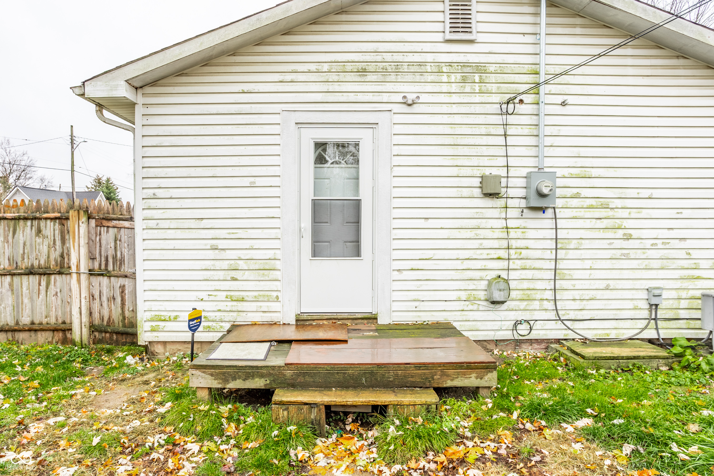 596 Christian Avenue