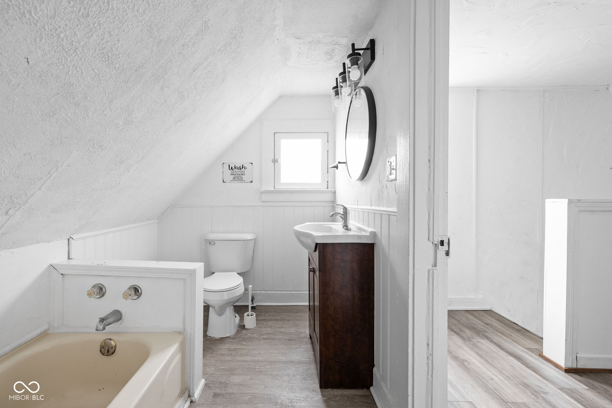 1804 S Delaware Street