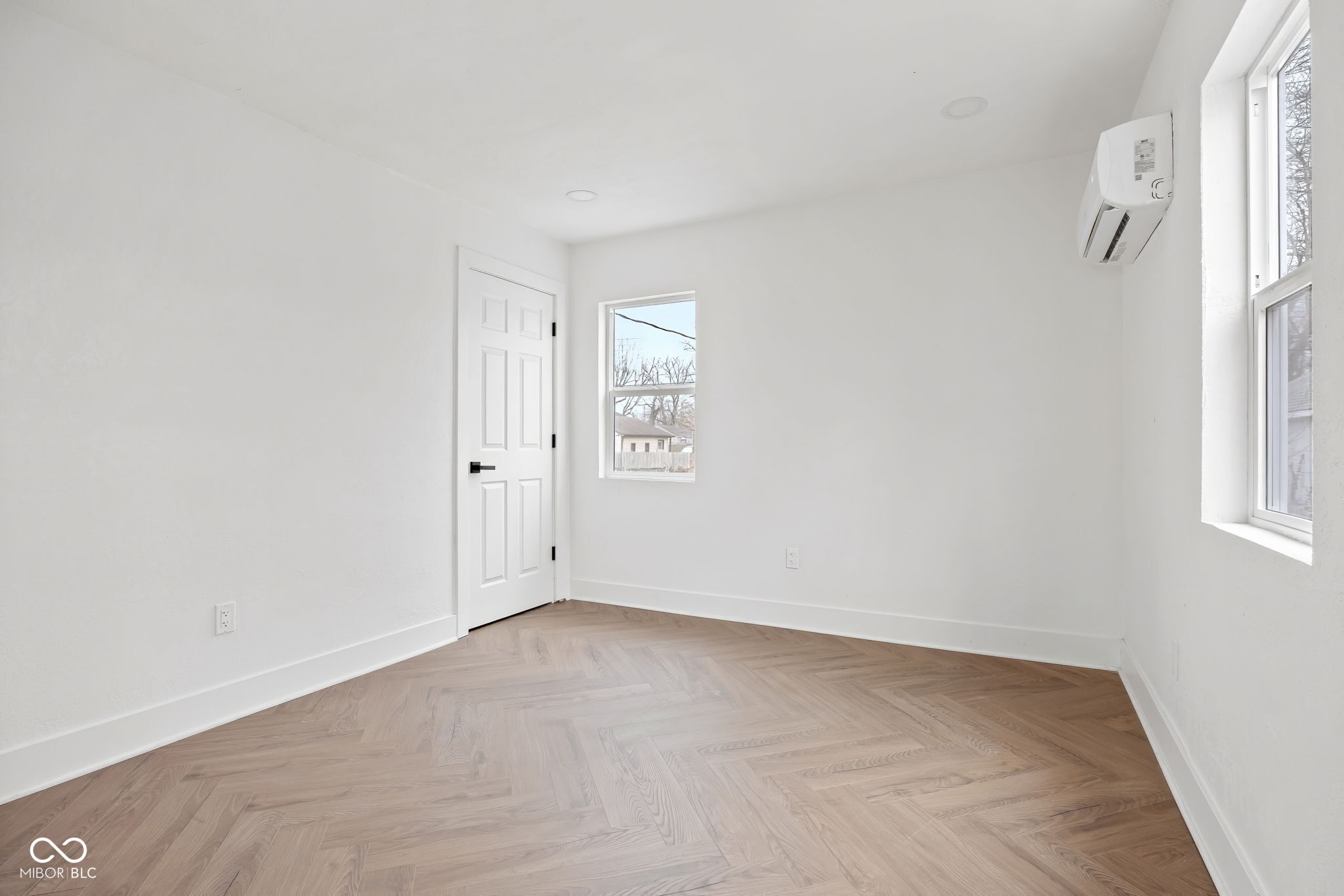 1922 N Bancroft Street