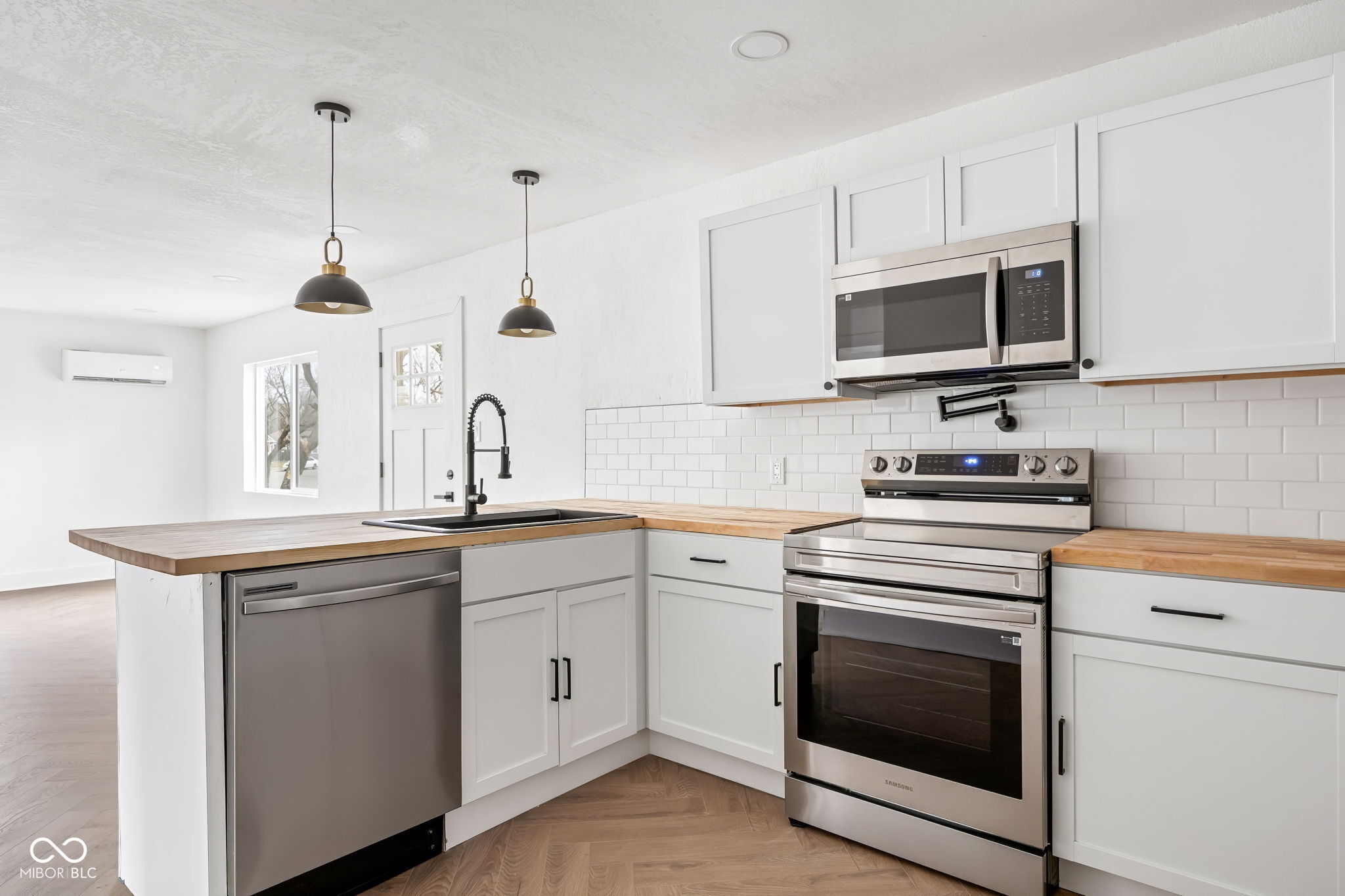 1922 N Bancroft Street