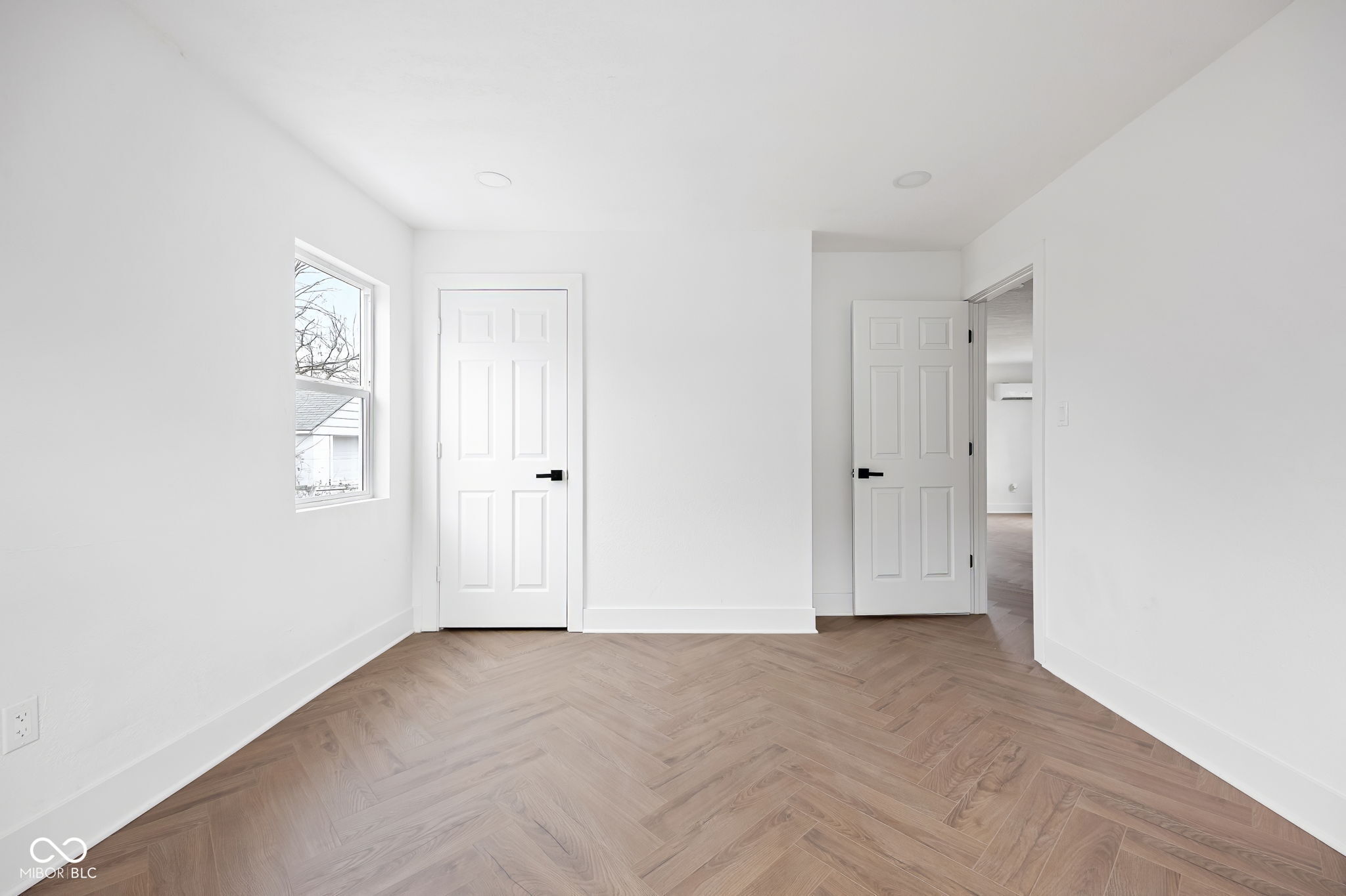 1922 N Bancroft Street