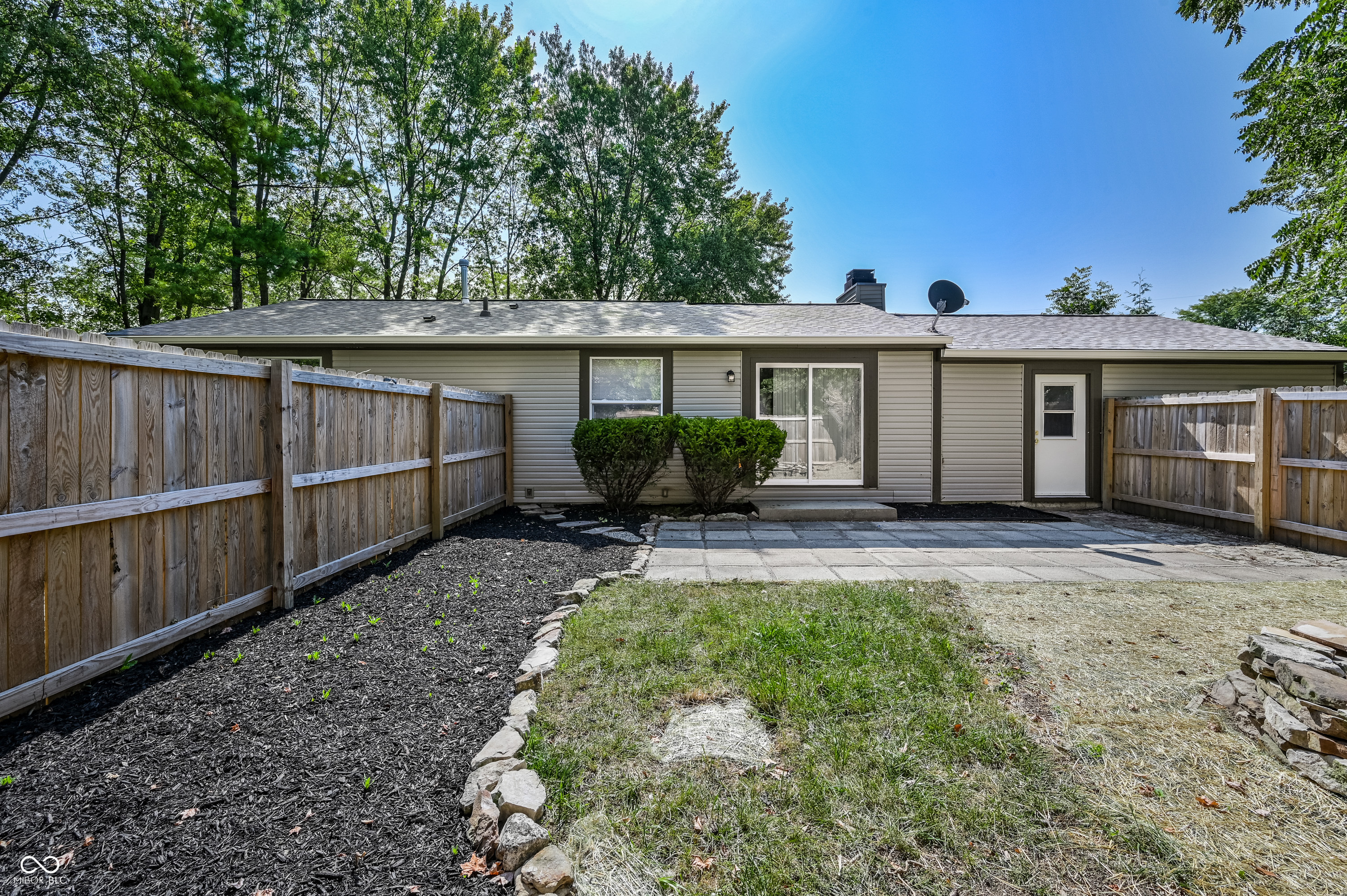 8060 Castle Farms Court