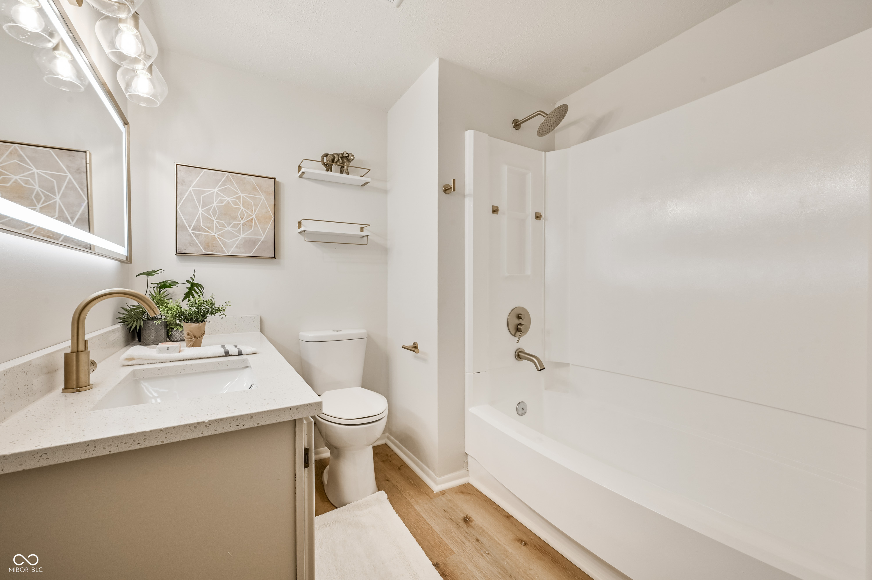 8060 Castle Farms Court