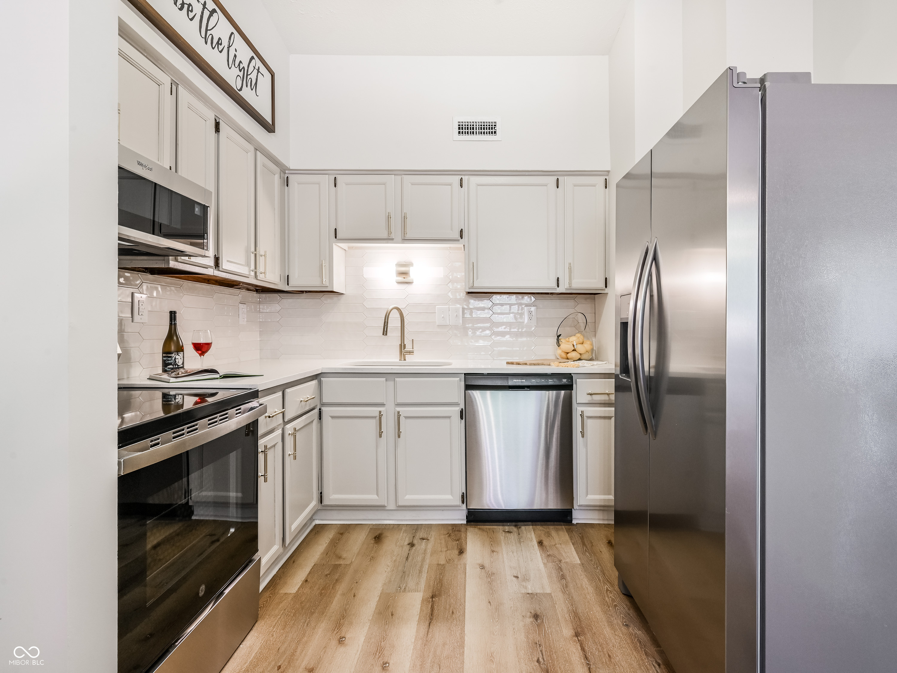 8060 Castle Farms Court