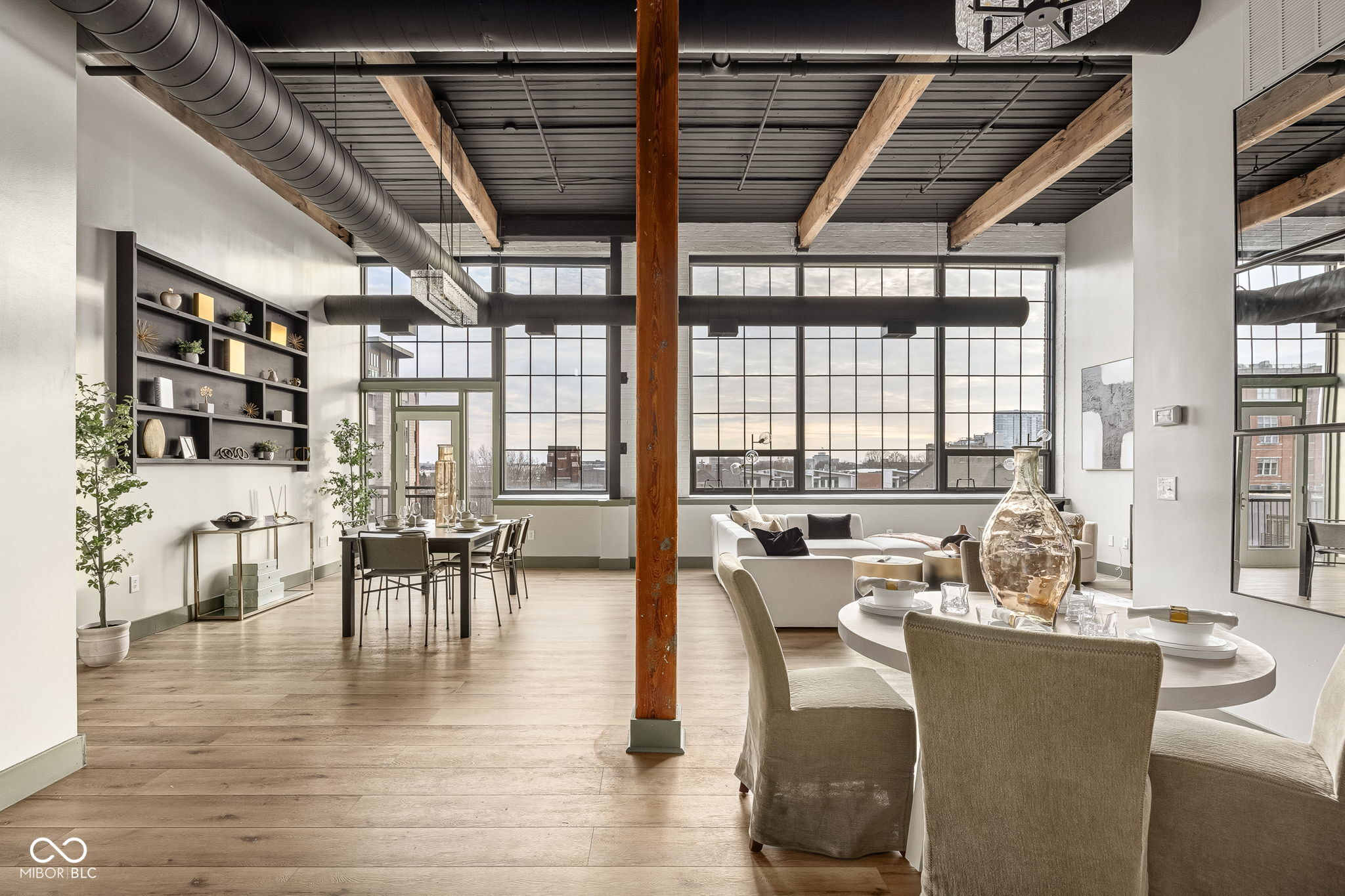 630 N College Avenue Unit: 408