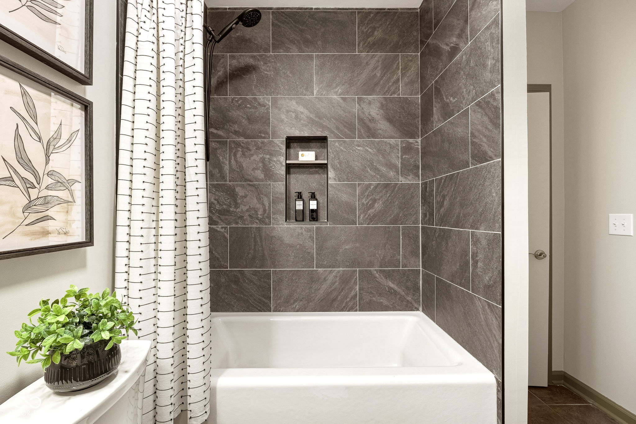 630 N College Avenue Unit: 408