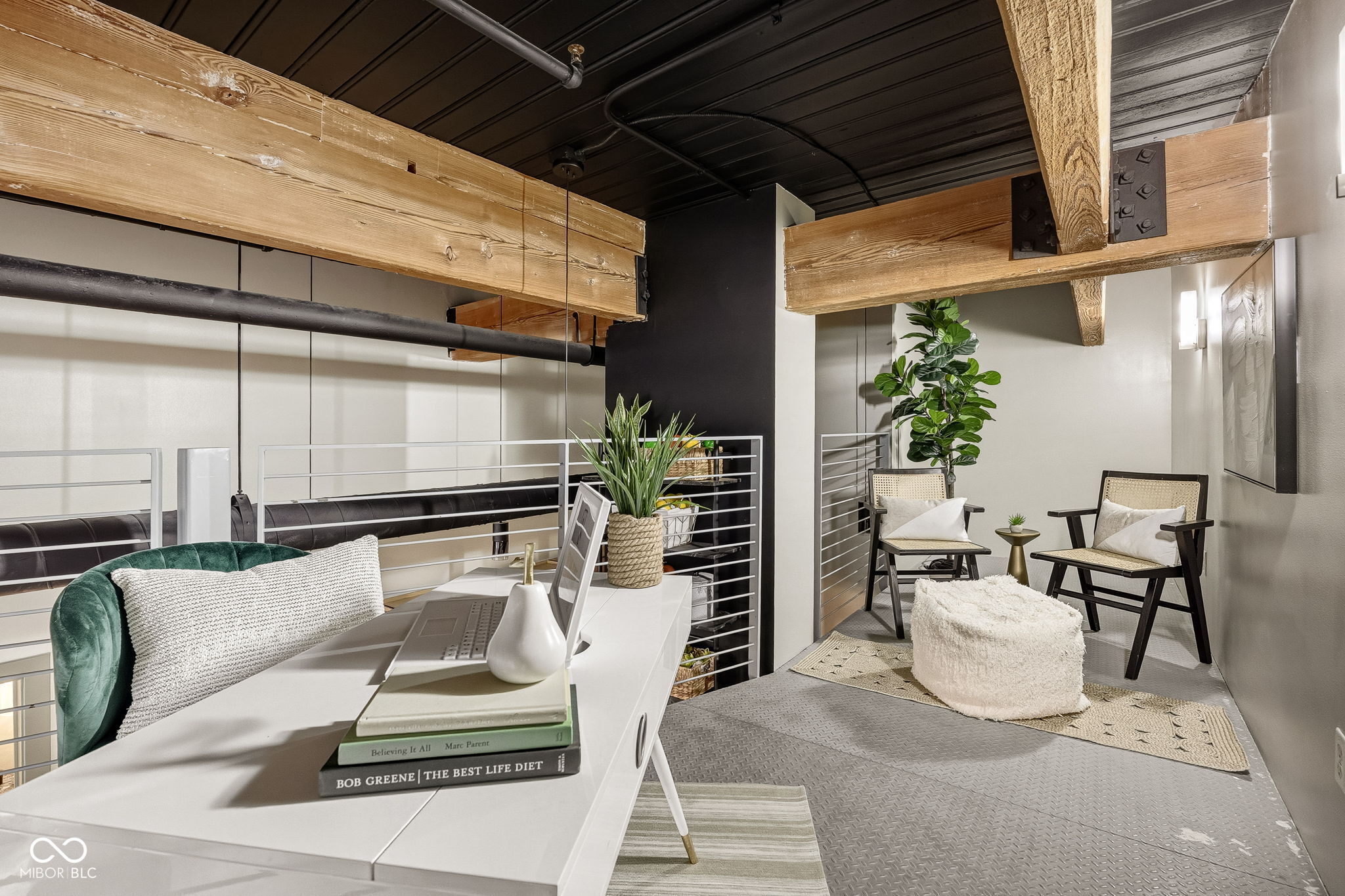 630 N College Avenue Unit: 408