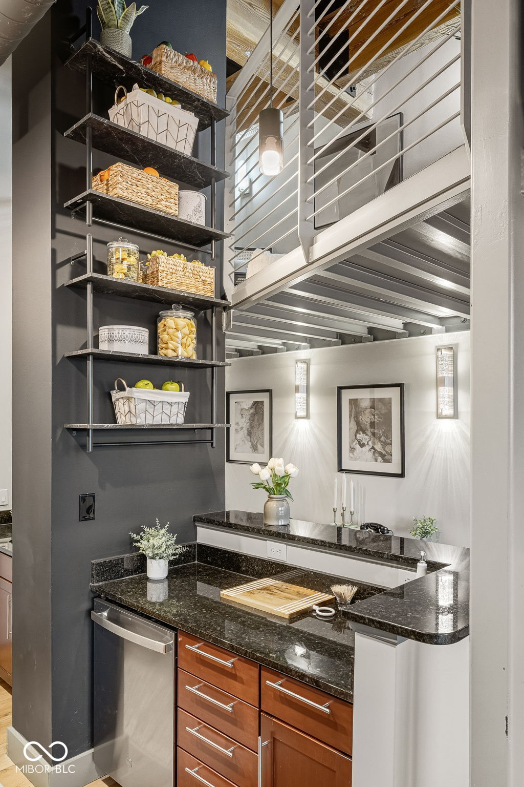 630 N College Avenue Unit: 408