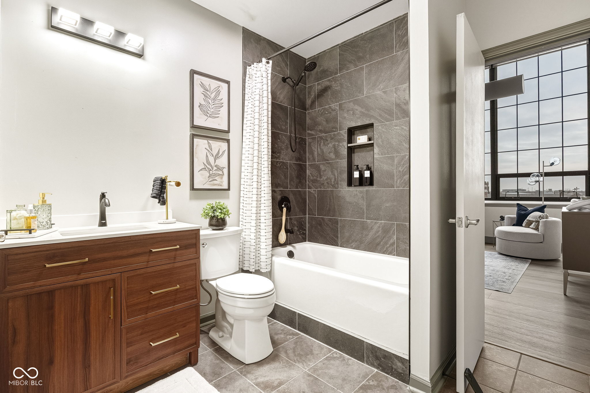 630 N College Avenue Unit: 408