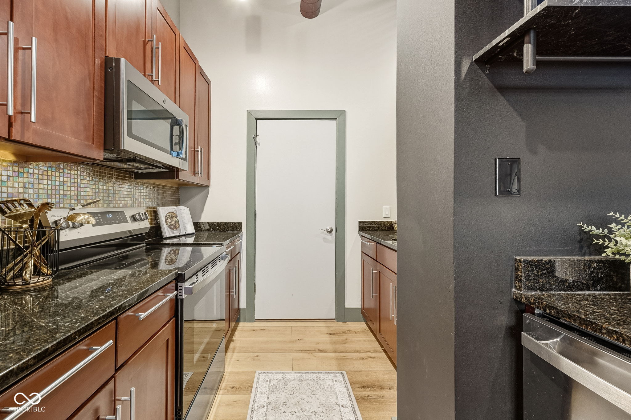 630 N College Avenue Unit: 408