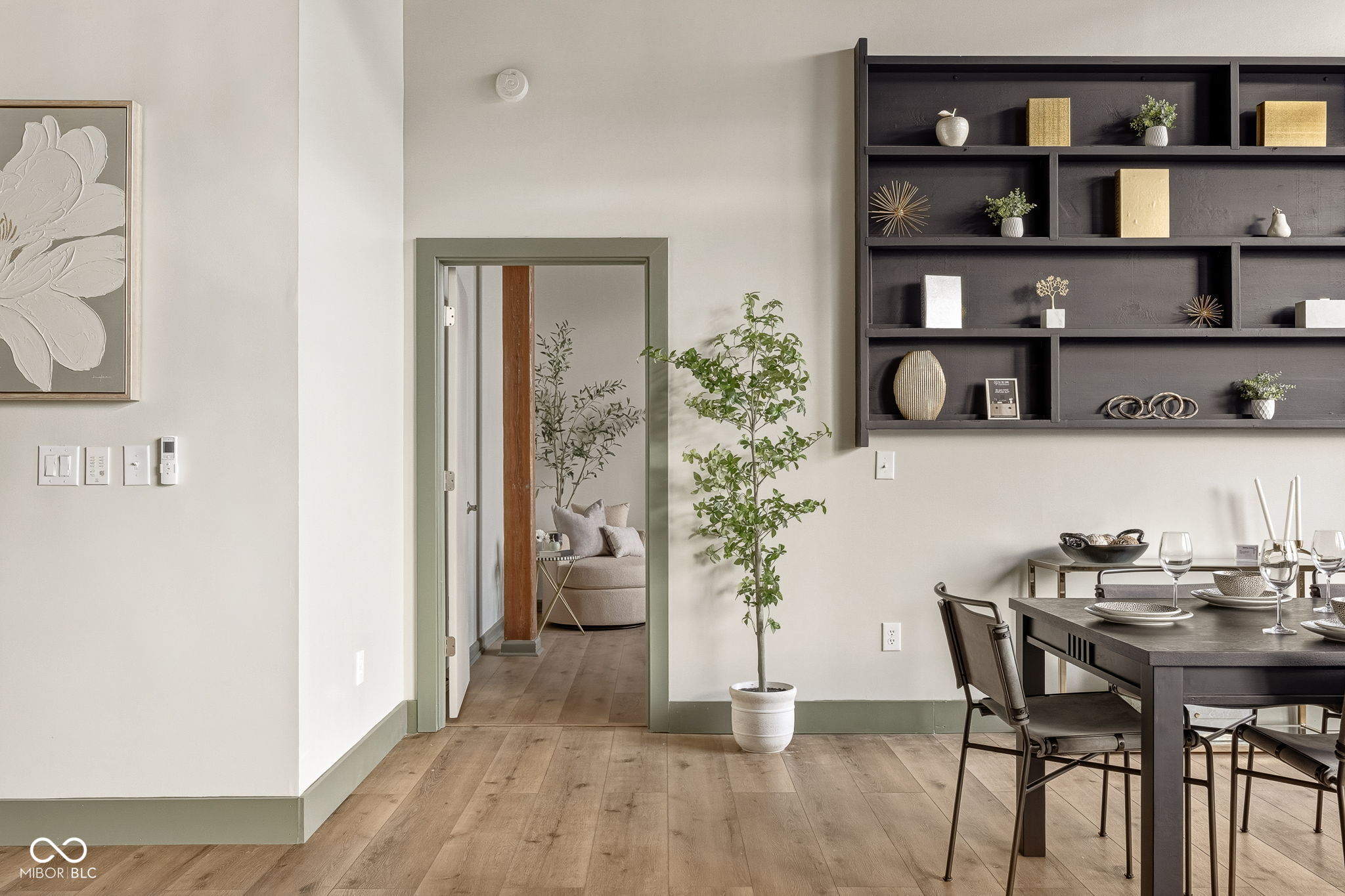 630 N College Avenue Unit: 408