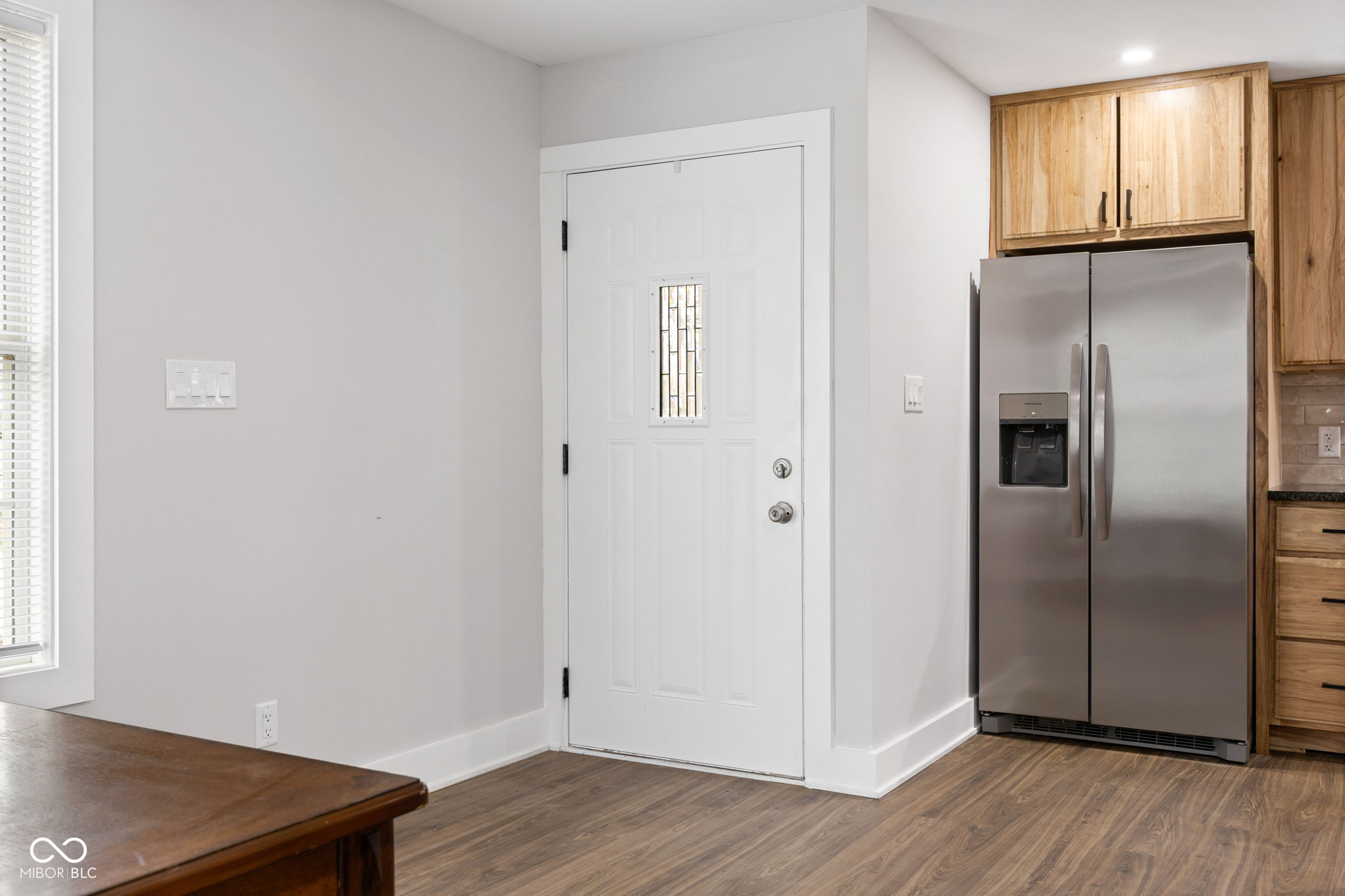 4156 W Bertha