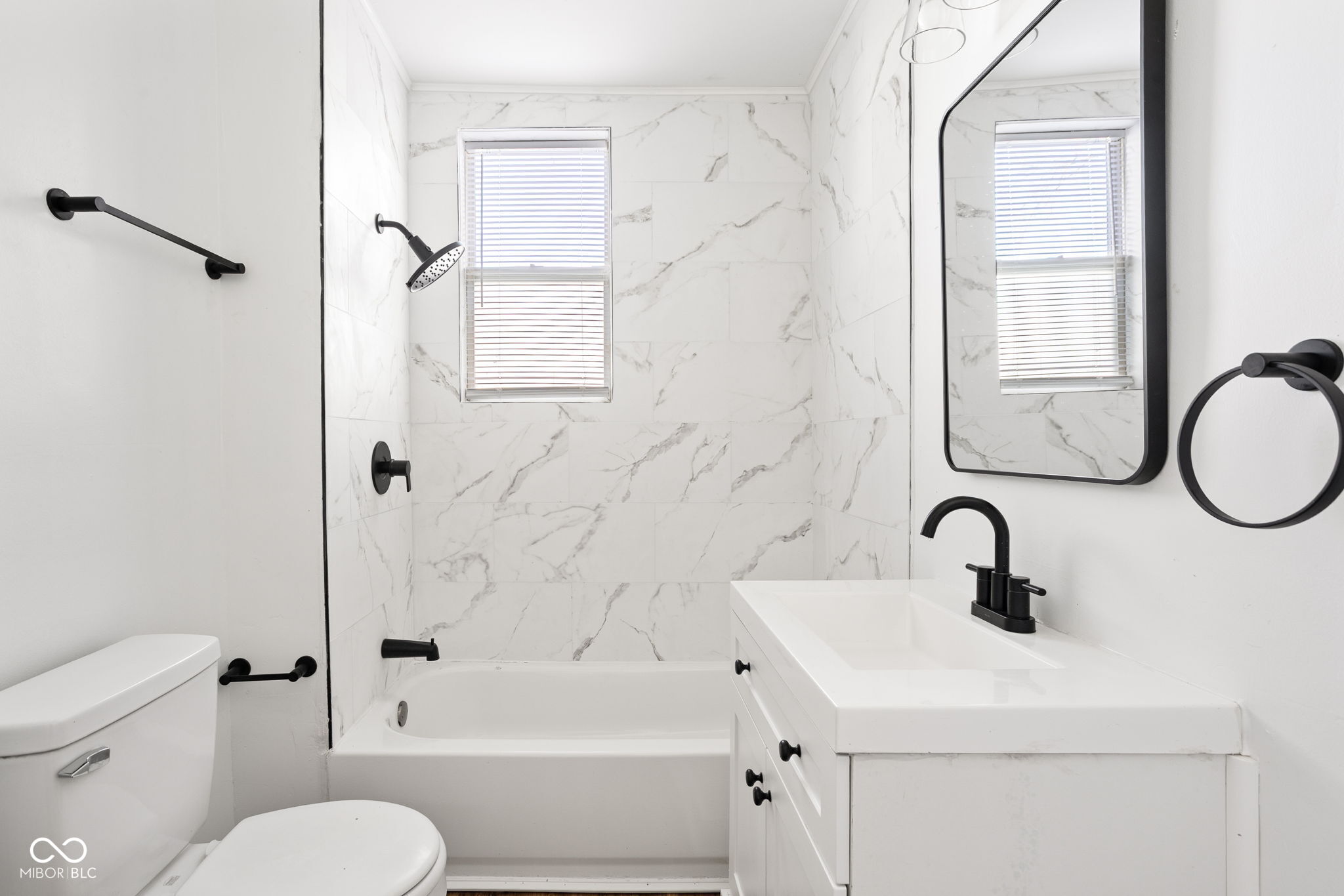 4018 Boulevard Place