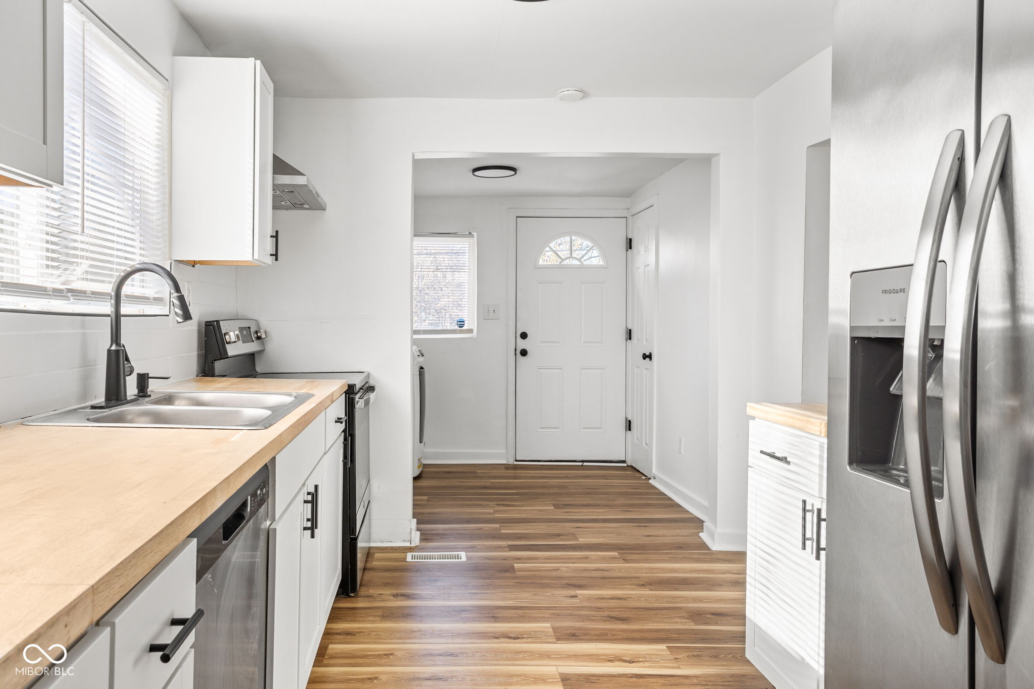 4018 Boulevard Place