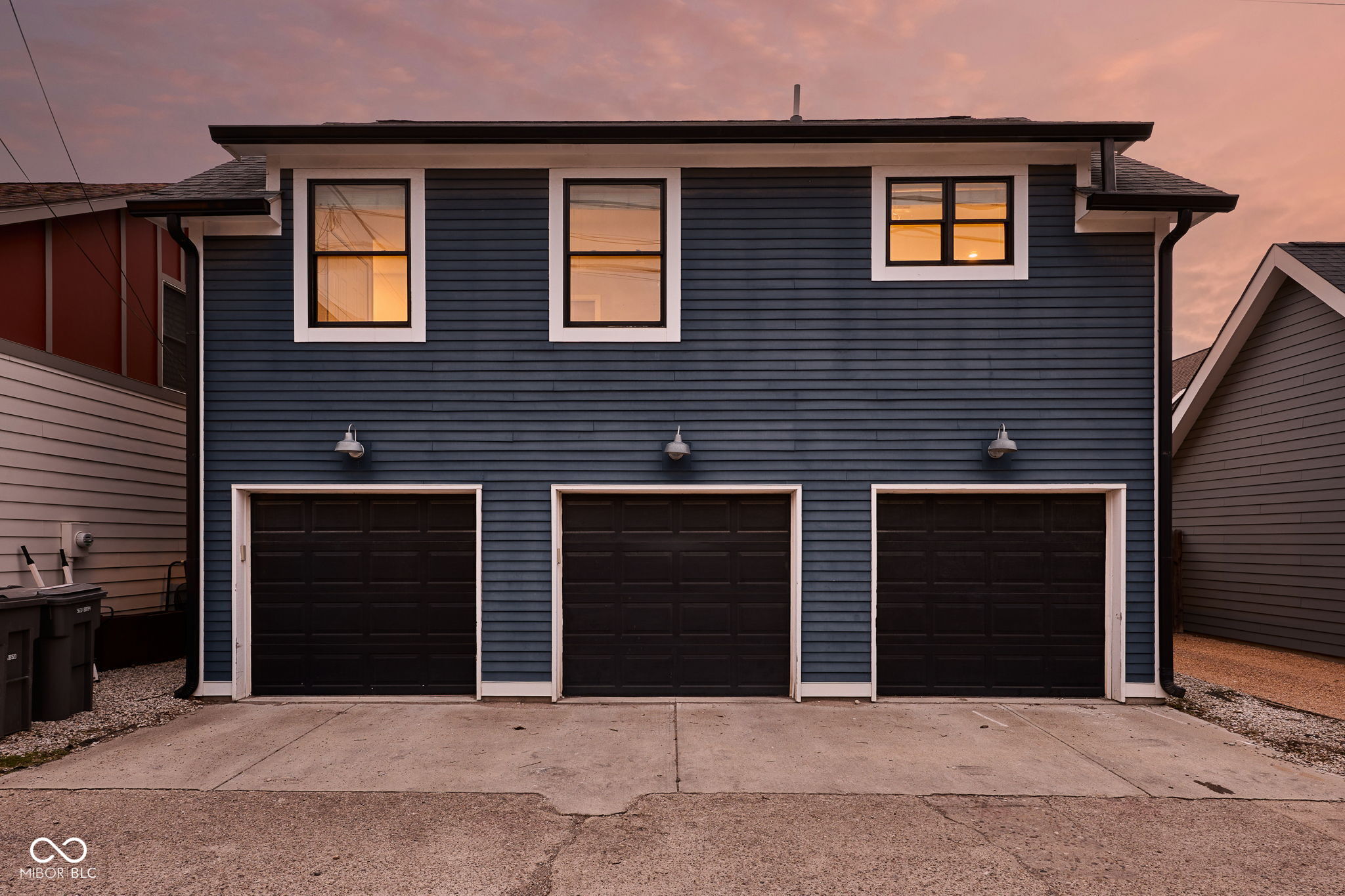 1633-1635 N New Jersey Street