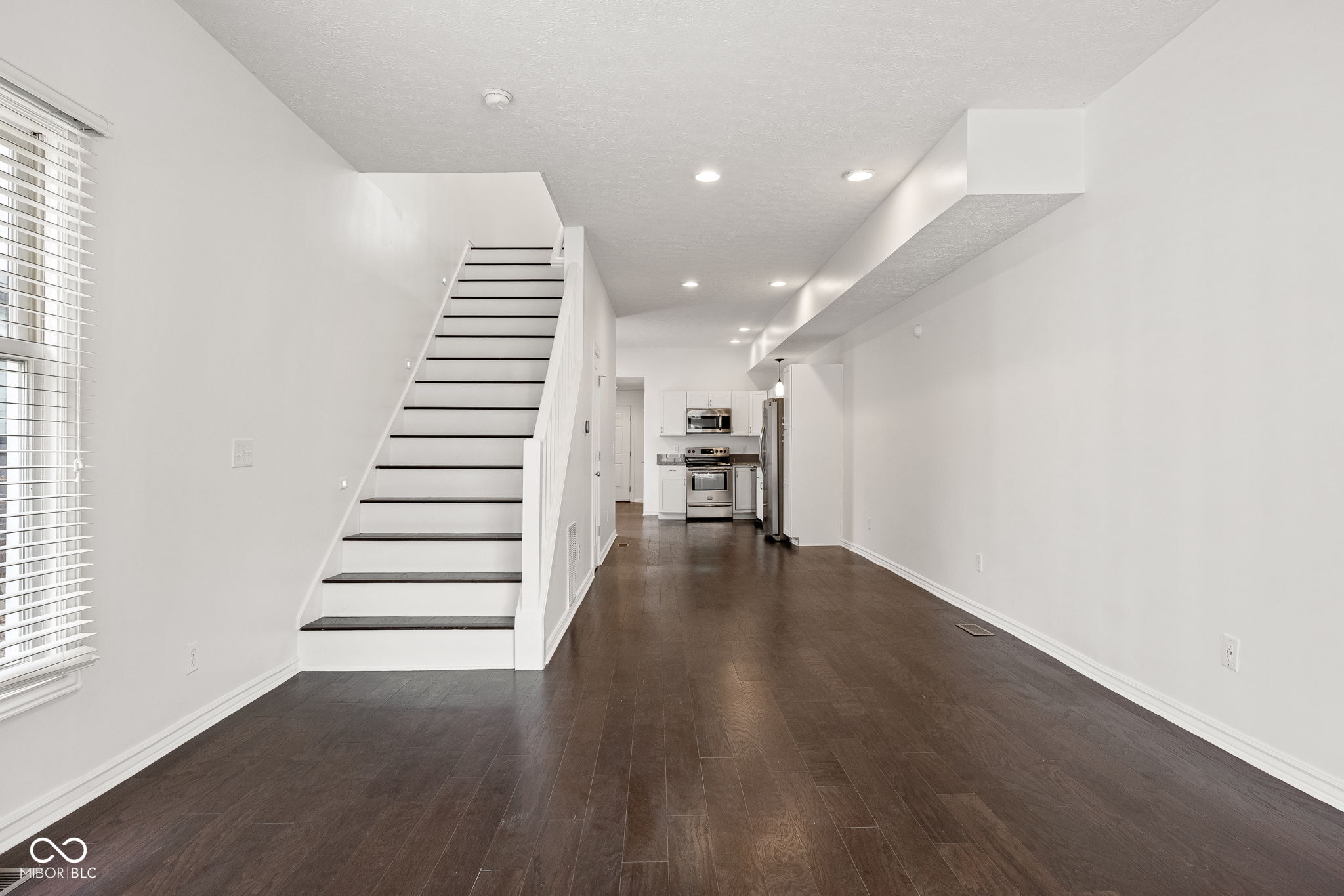 1633-1635 N New Jersey Street