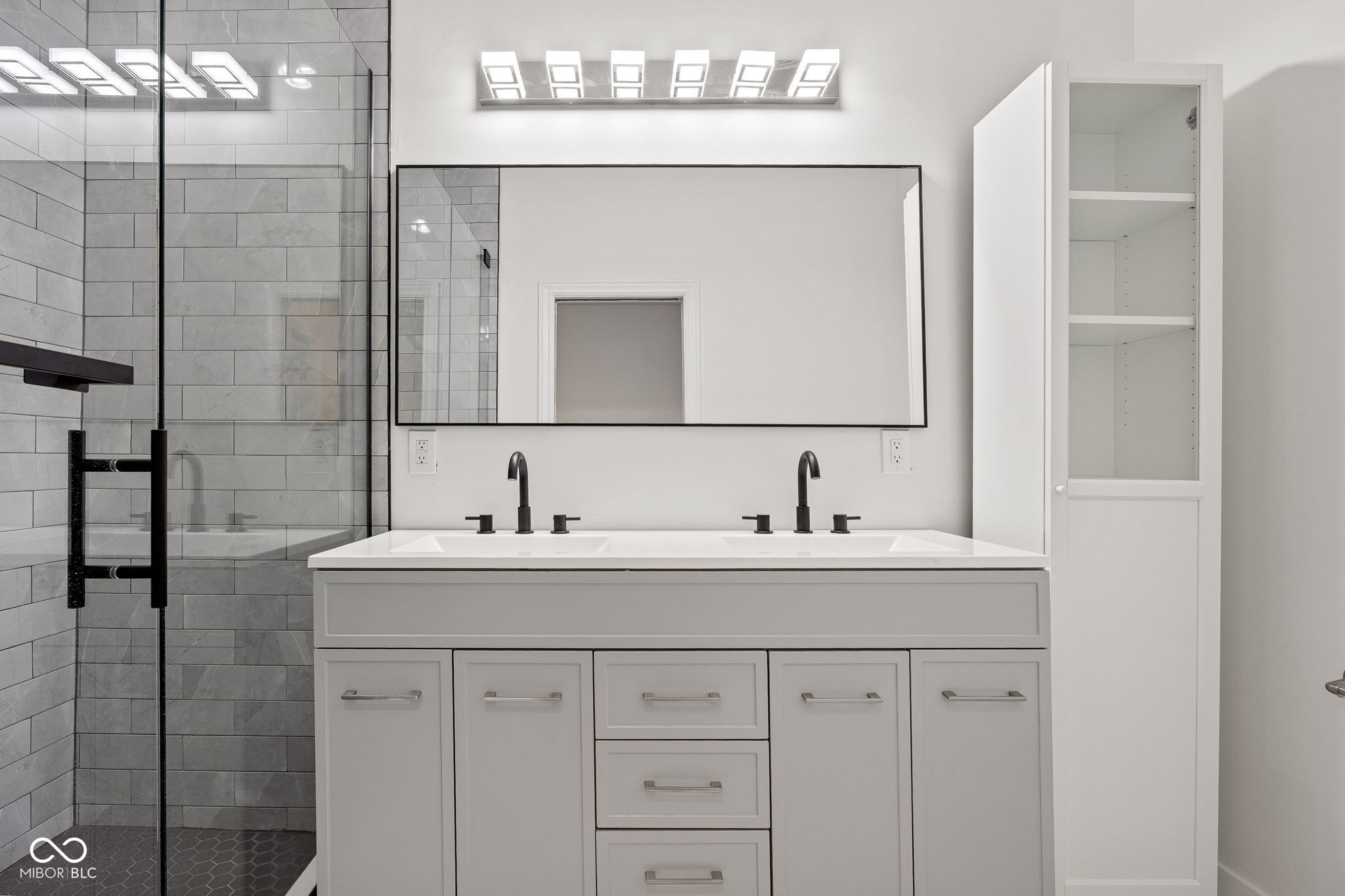 1633-1635 N New Jersey Street