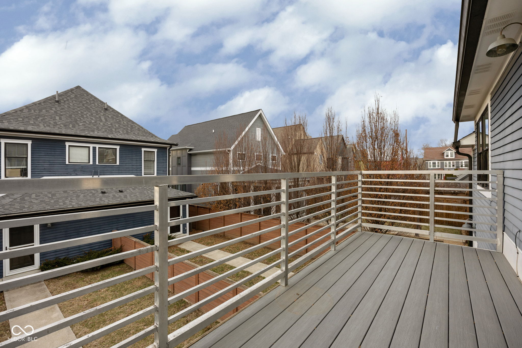 1633-1635 N New Jersey Street