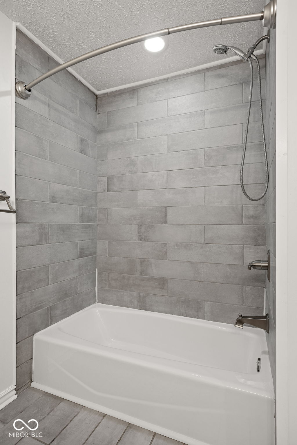 1633-1635 N New Jersey Street