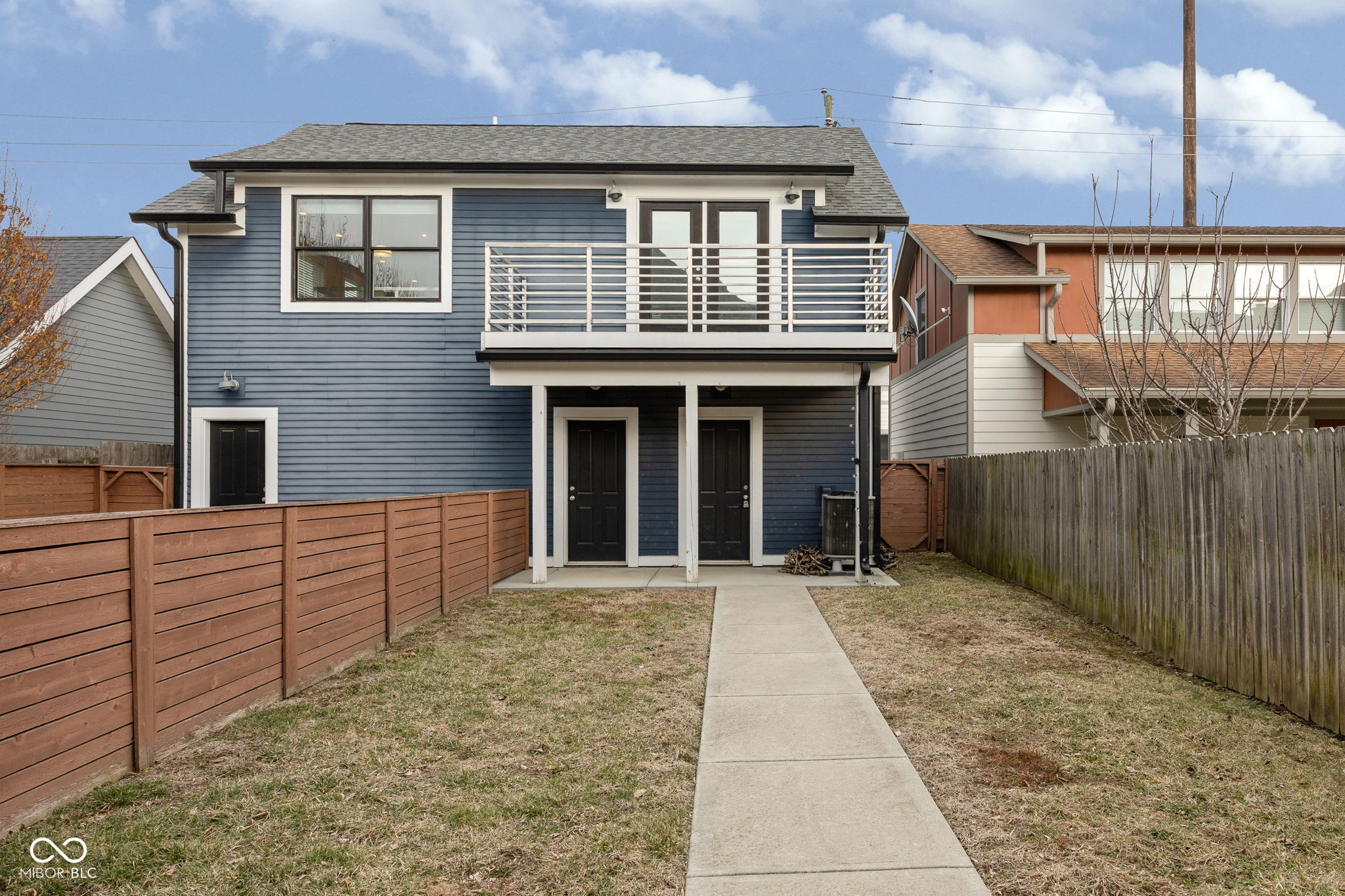 1633 N New Jersey Street