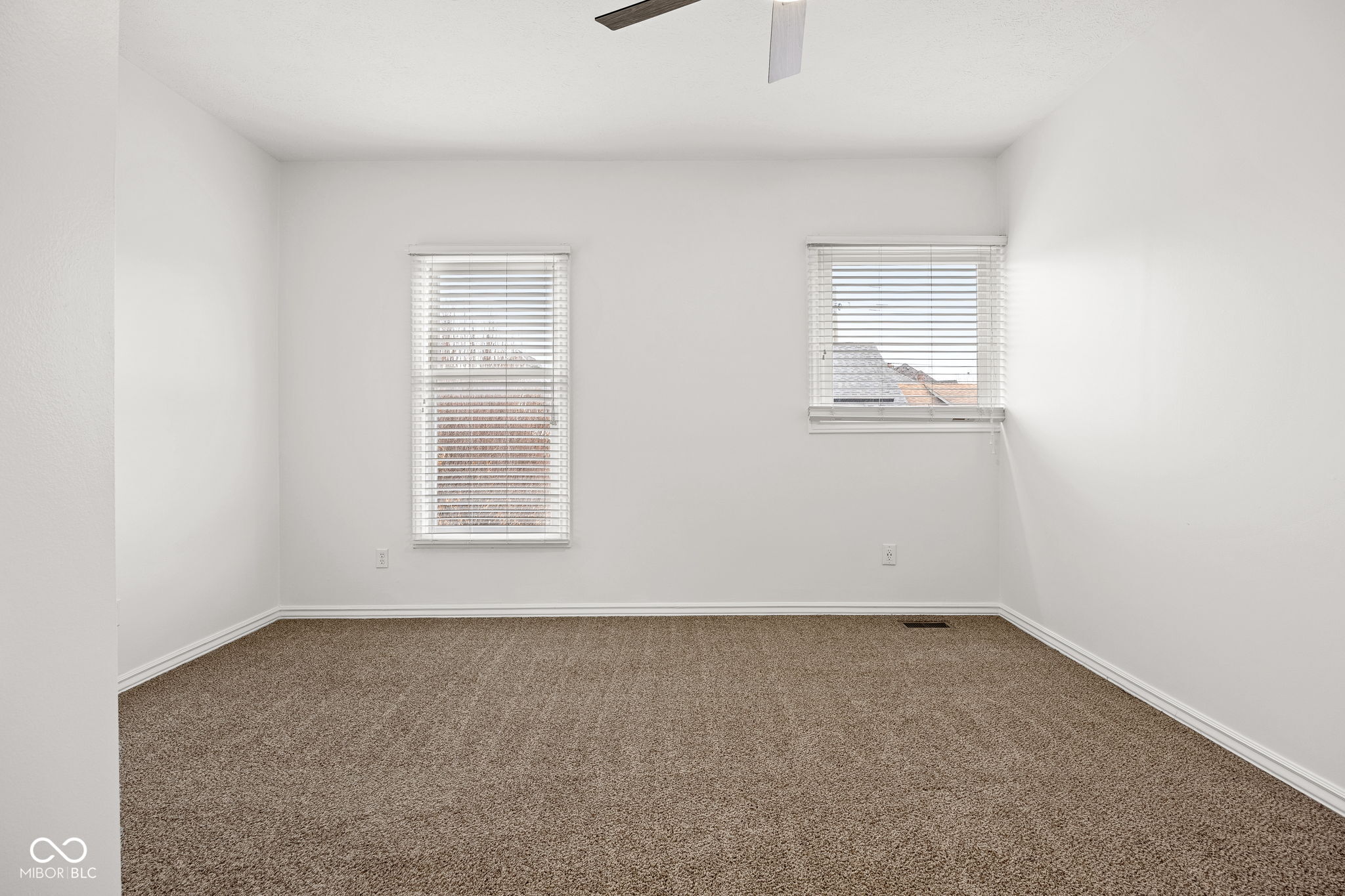 1635 N New Jersey Street