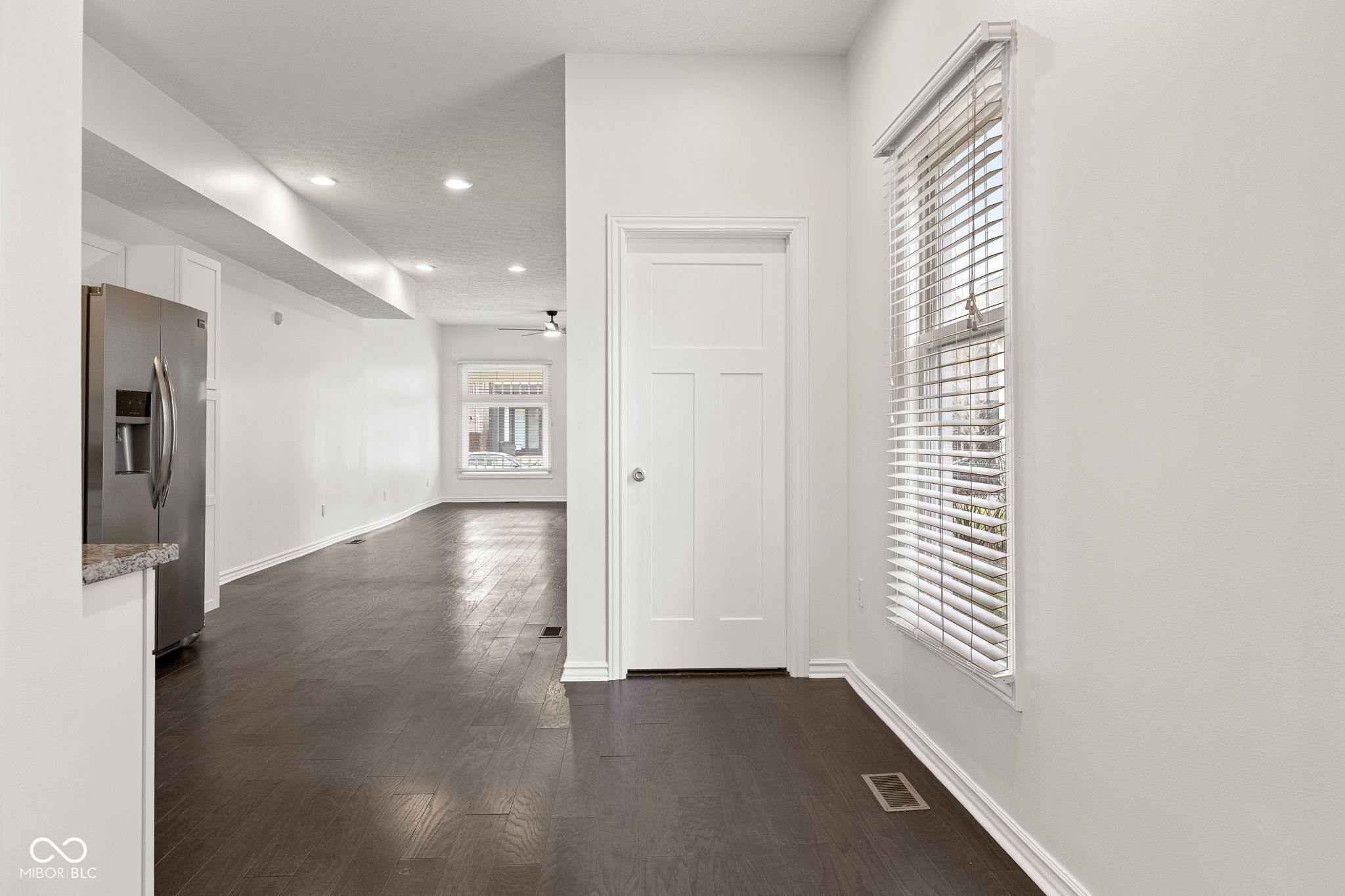 1635 N New Jersey Street