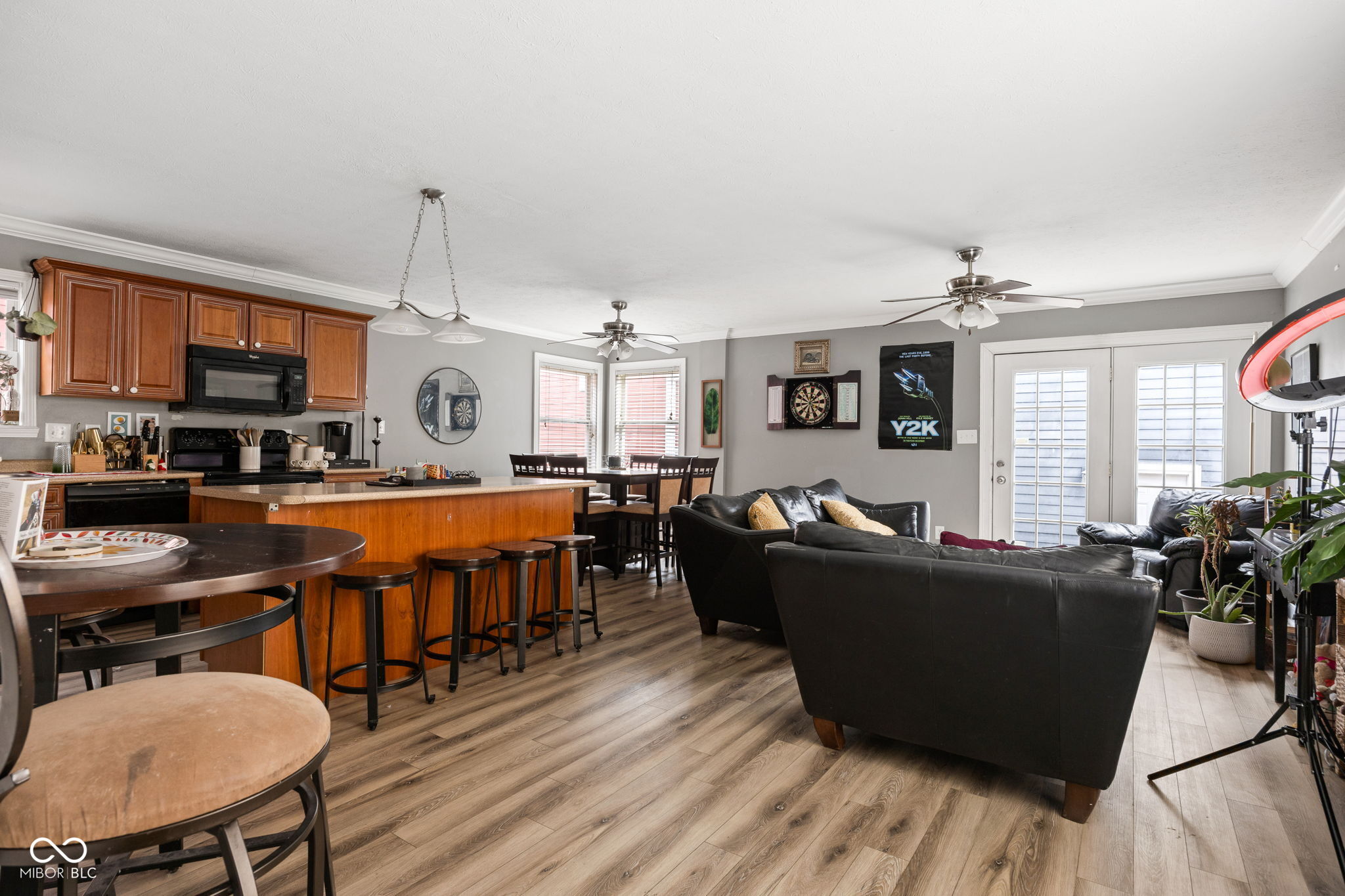 2045 N Broadway Street