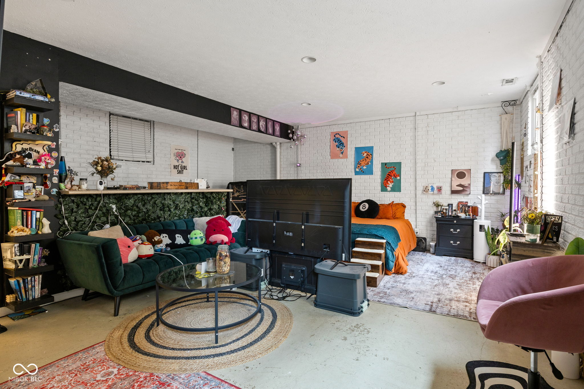 2045 N Broadway Street