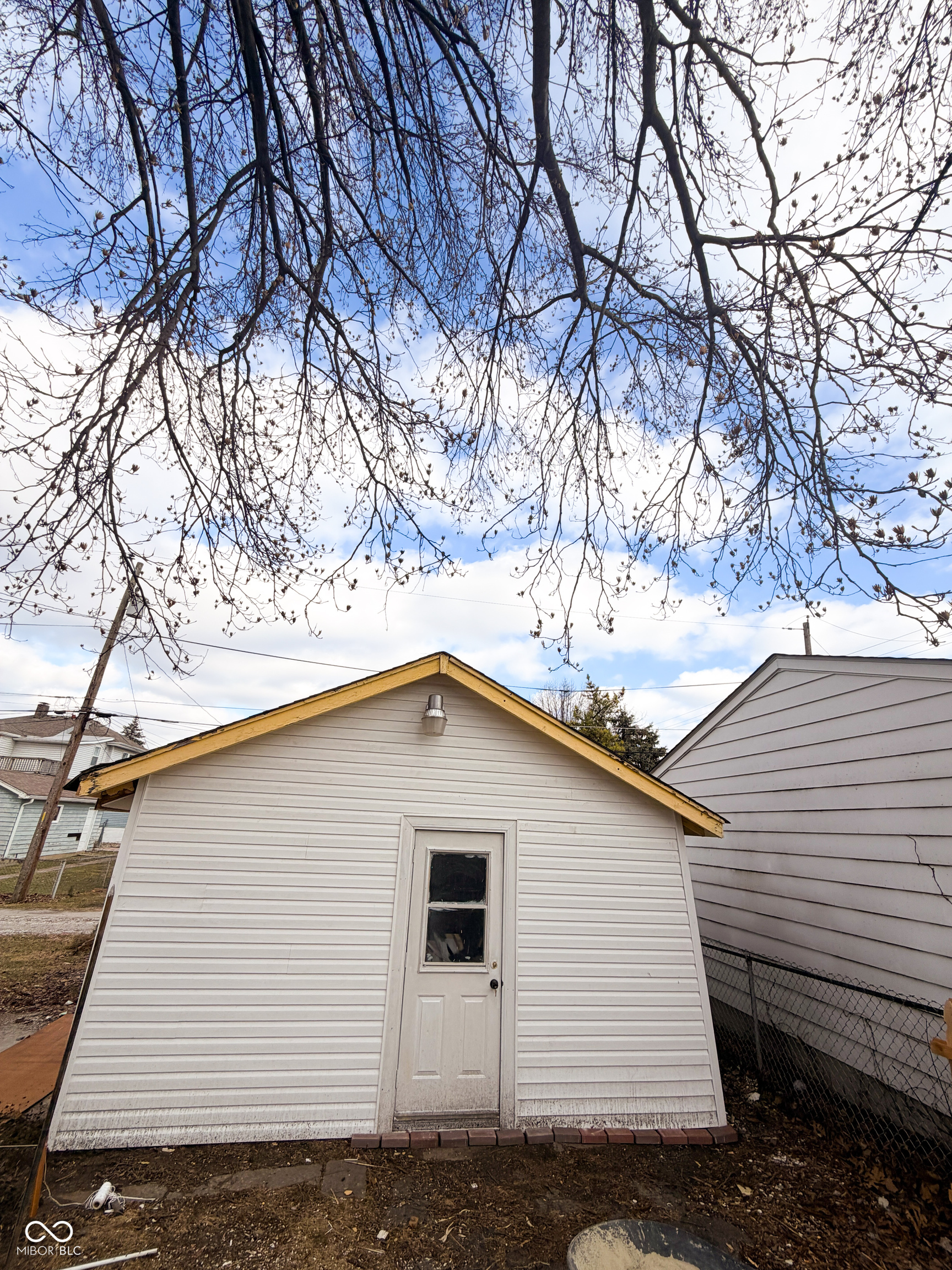 61 N 8th Avenue