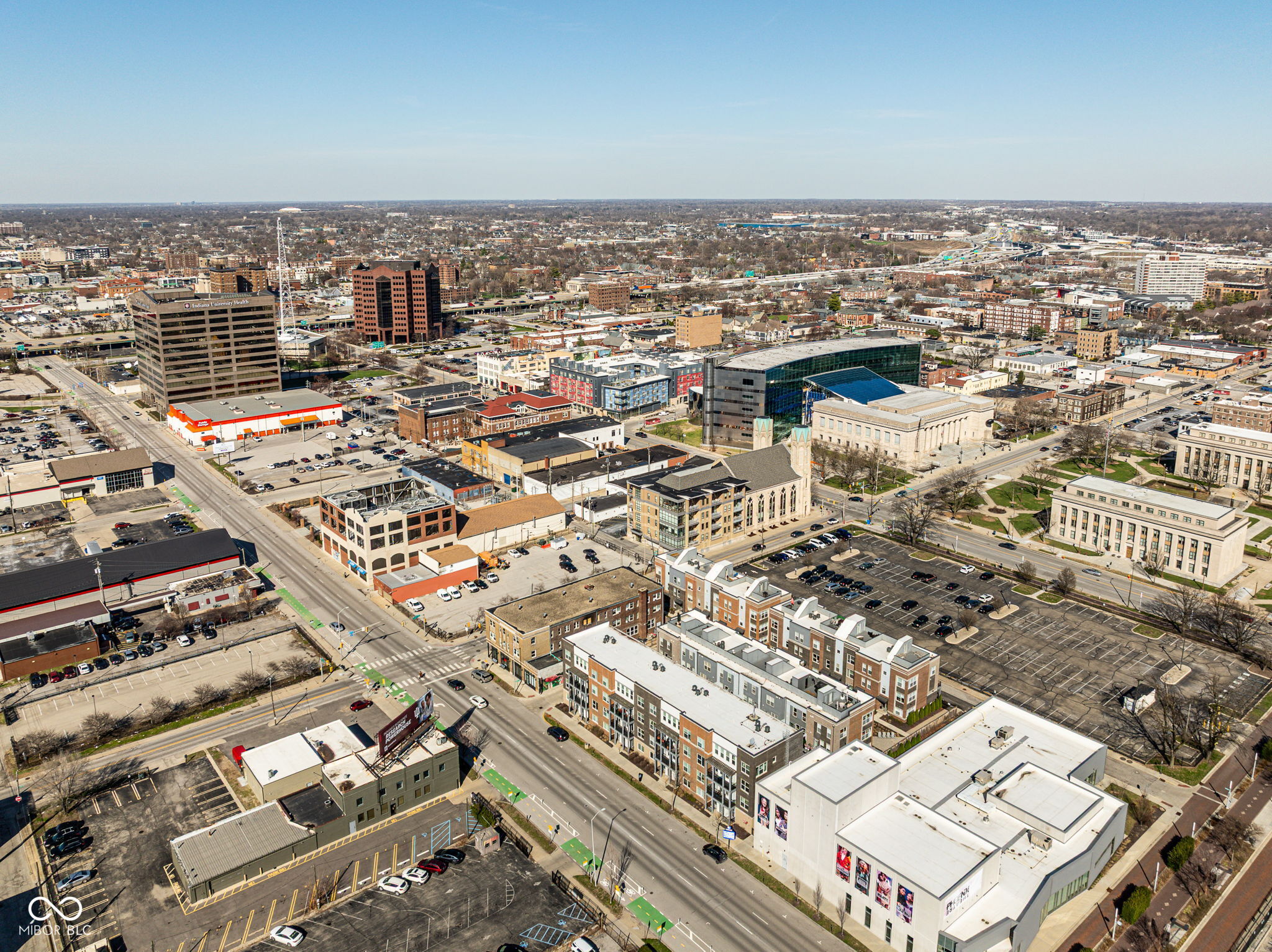 727 N Illinois Street Unit: 204