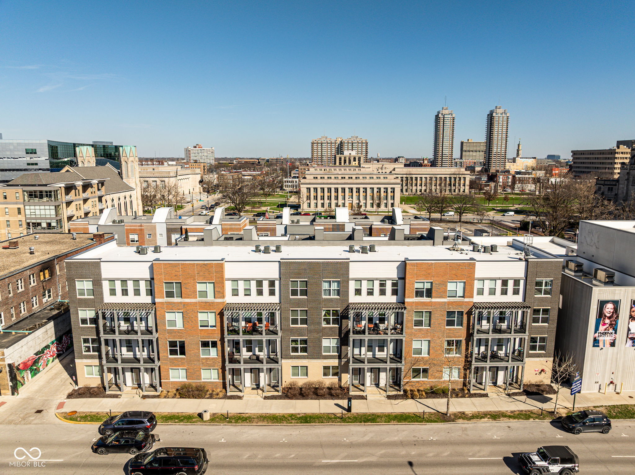 727 N Illinois Street Unit: 204