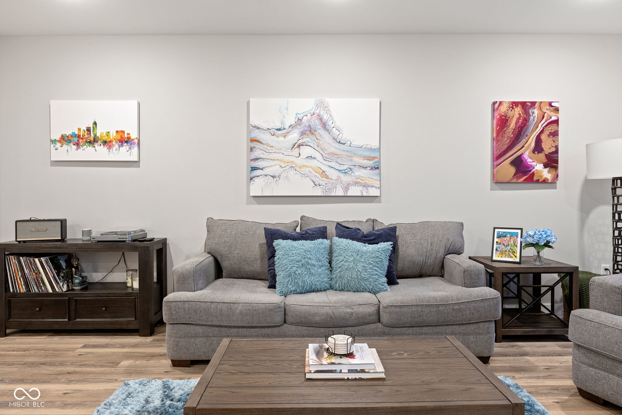 727 N Illinois Street Unit: 204