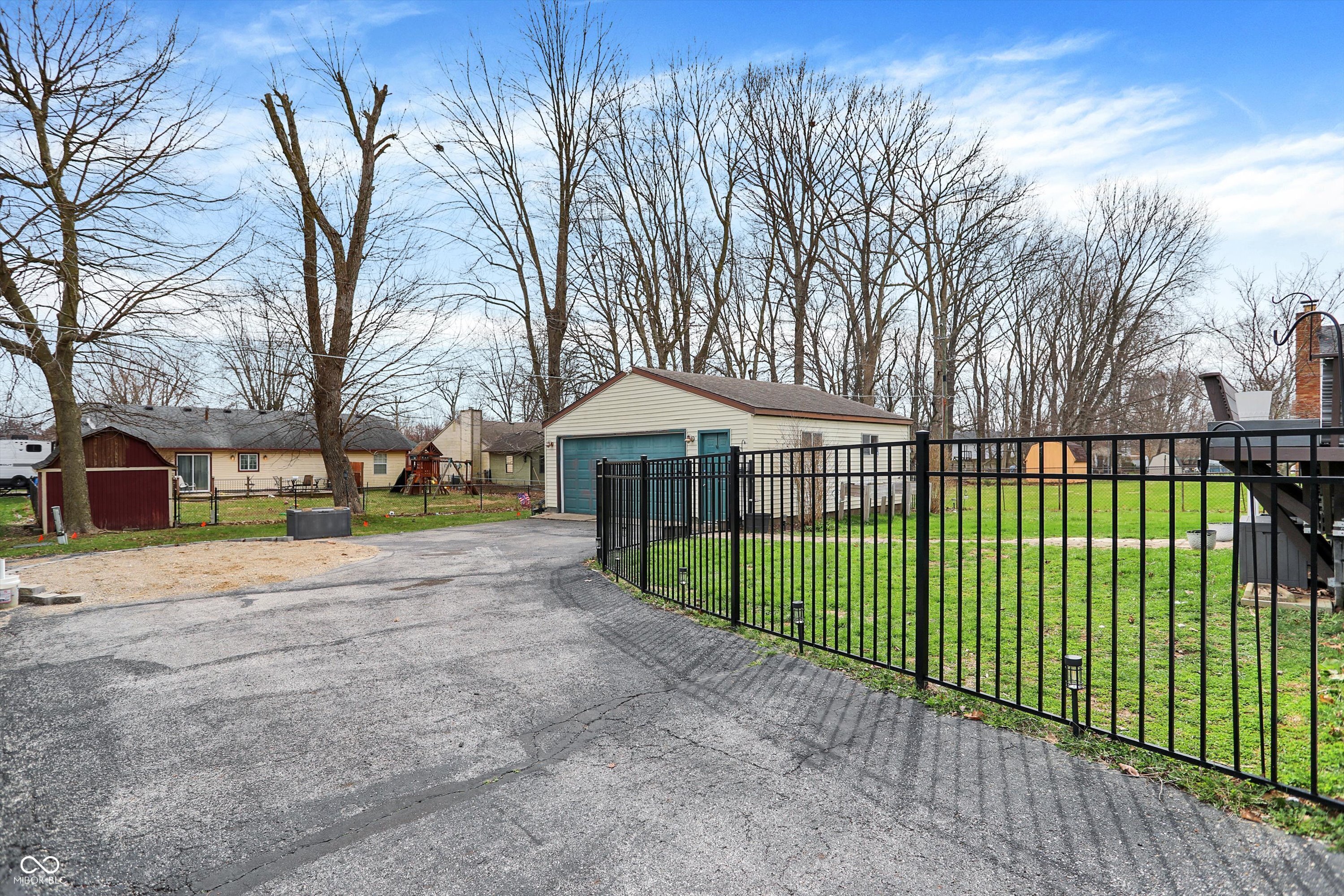6839 Chauncey Drive