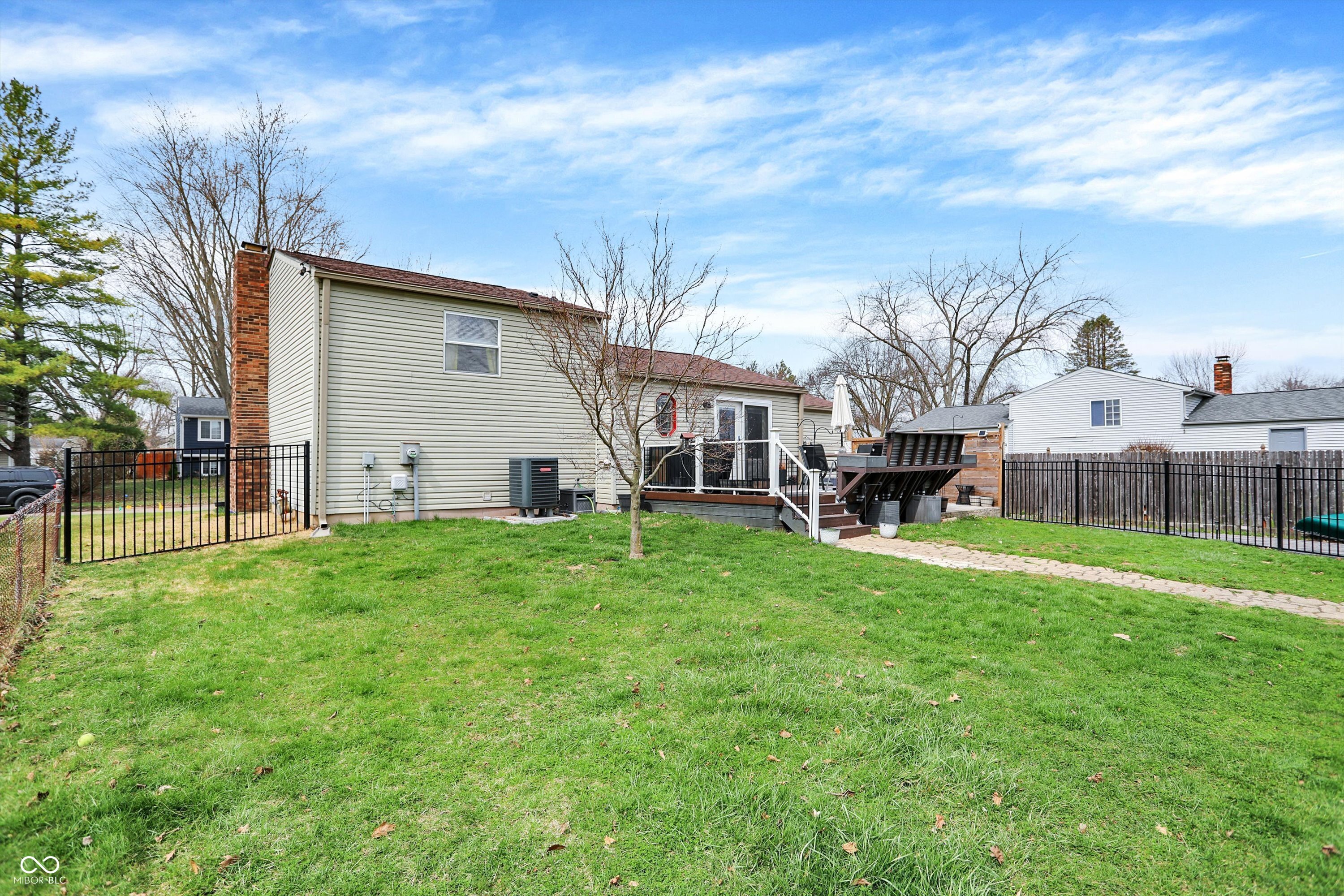 6839 Chauncey Drive