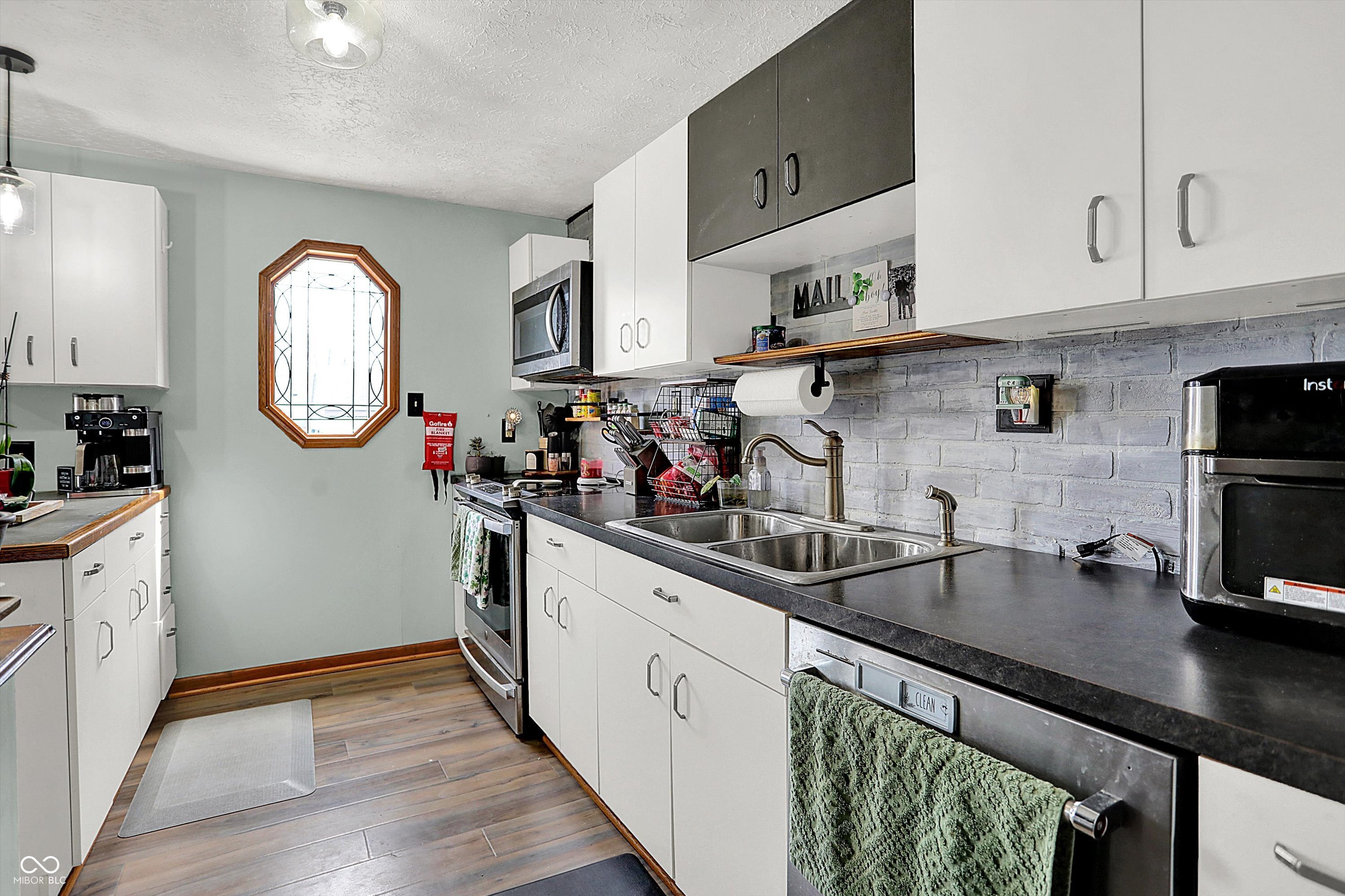 6839 Chauncey Drive