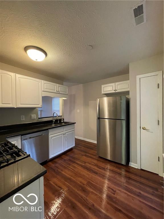 1631 River Shore Parkway