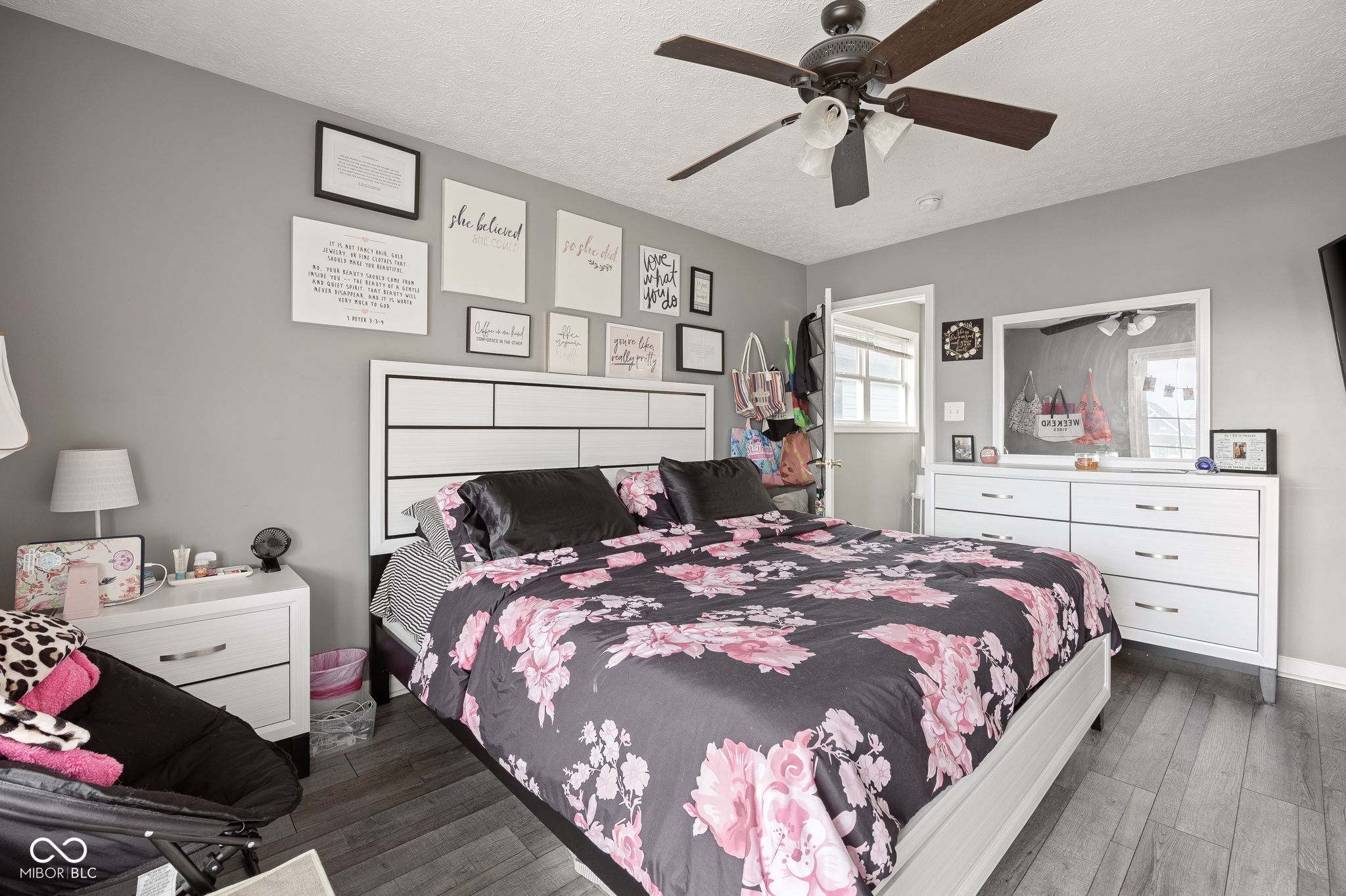 2038 N College Avenue