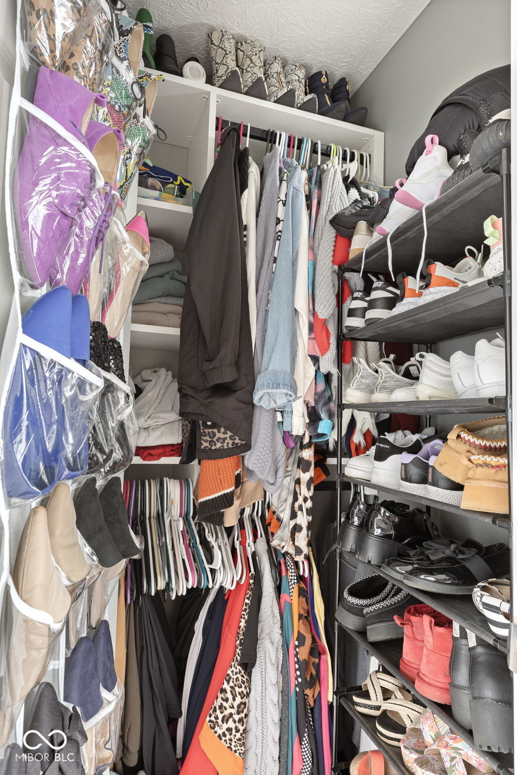 2038 N College Avenue