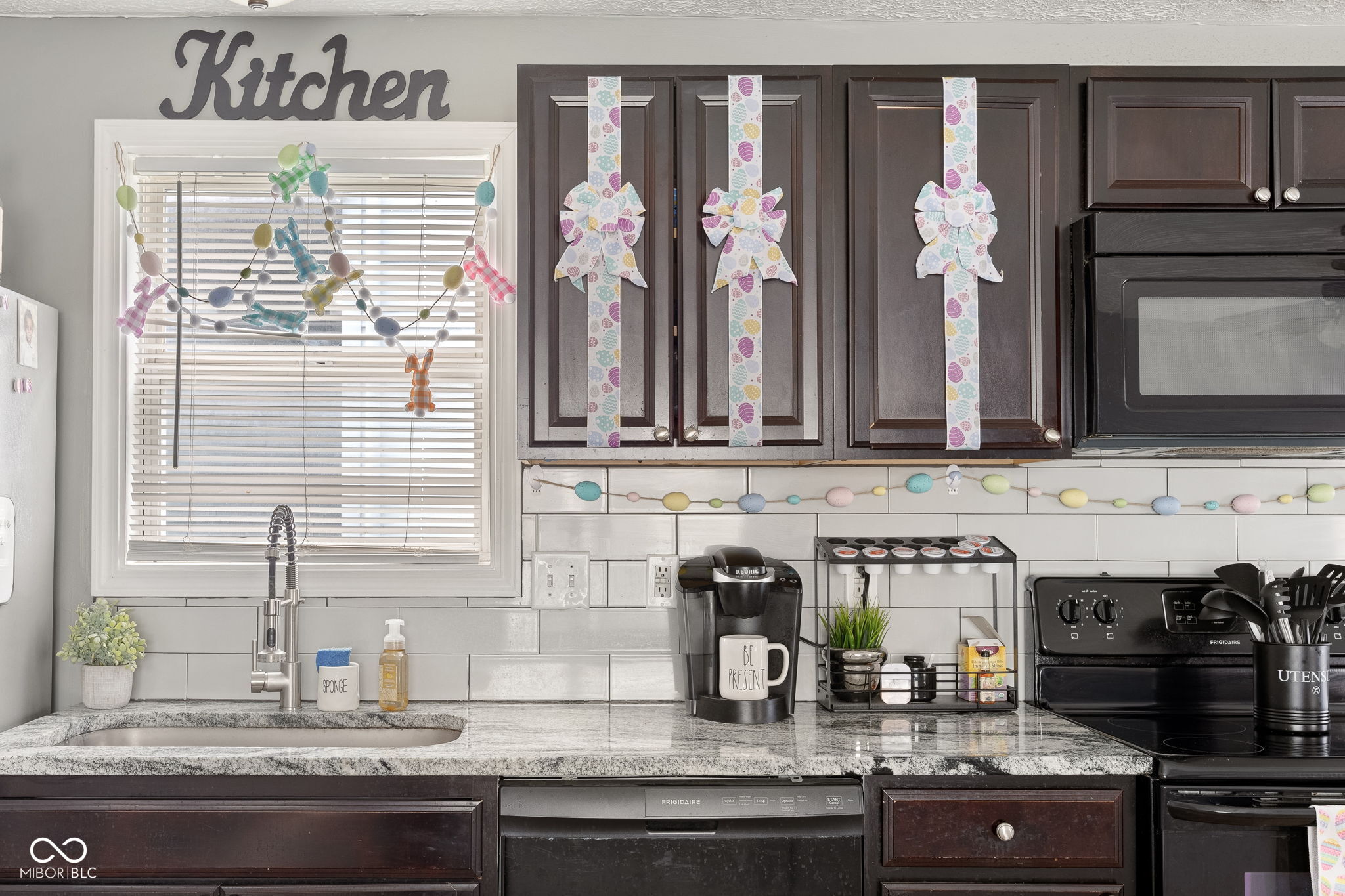 2038 N College Avenue