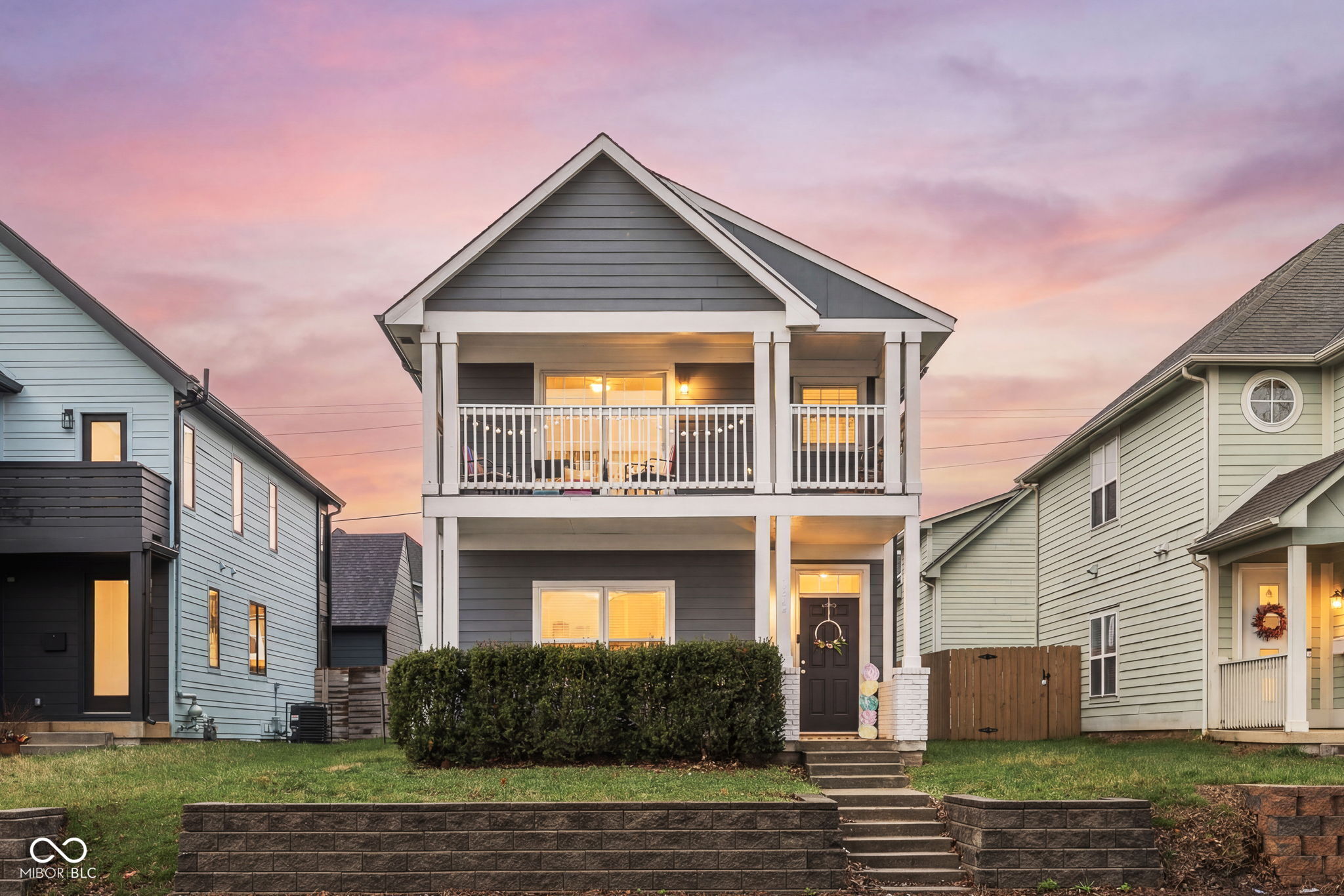 2038 N College Avenue