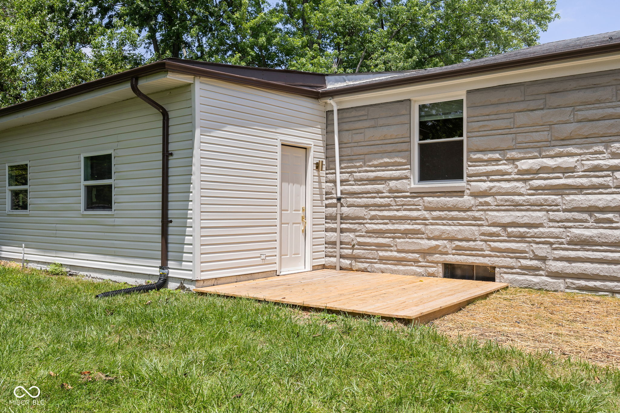 1572 S Us Highway 31