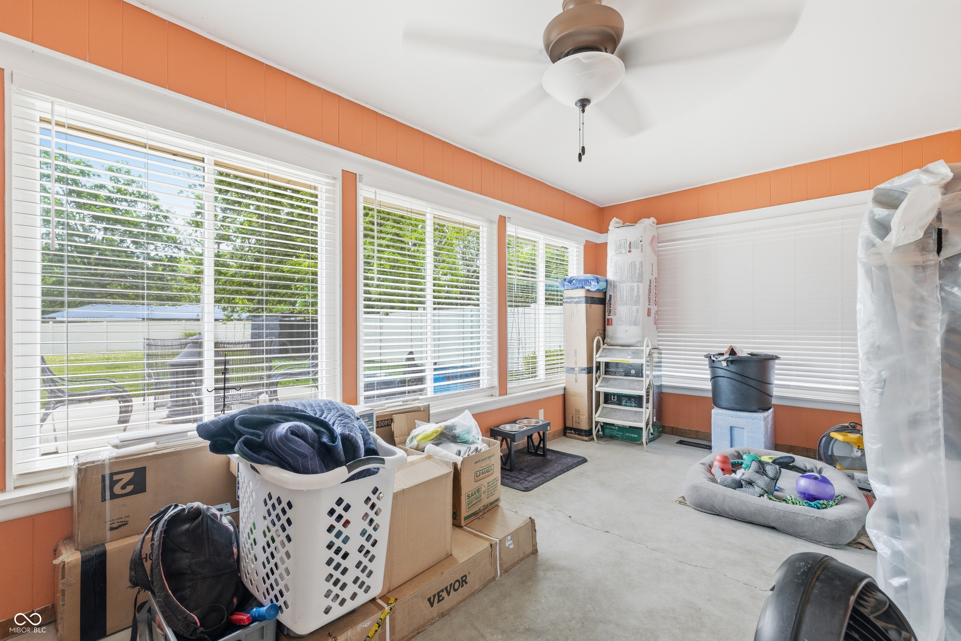 1303 Eustis