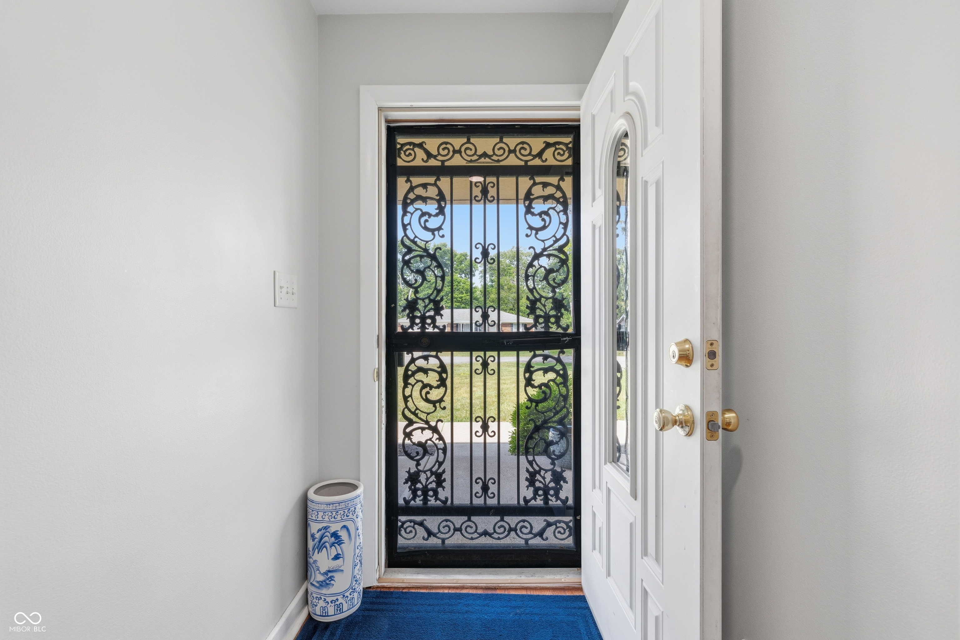 1303 Eustis