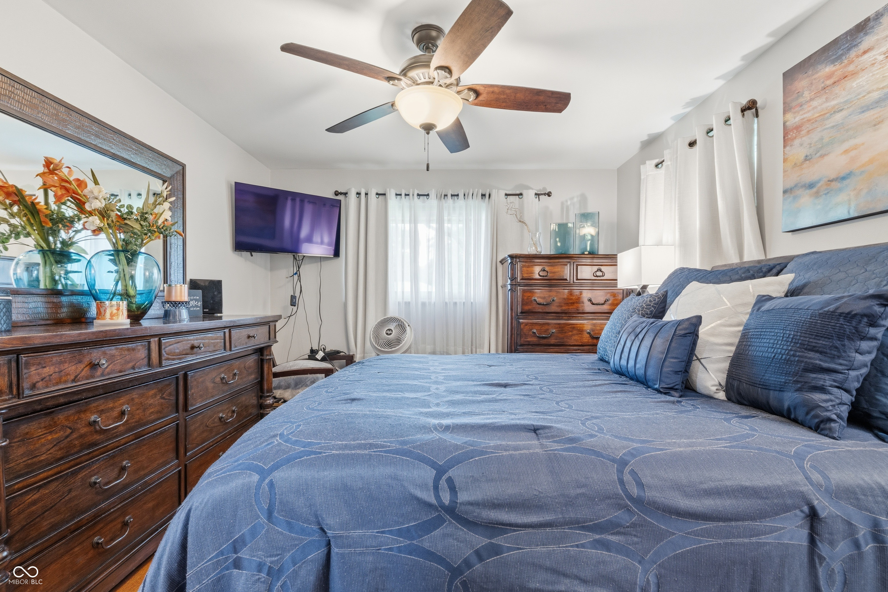 1303 Eustis
