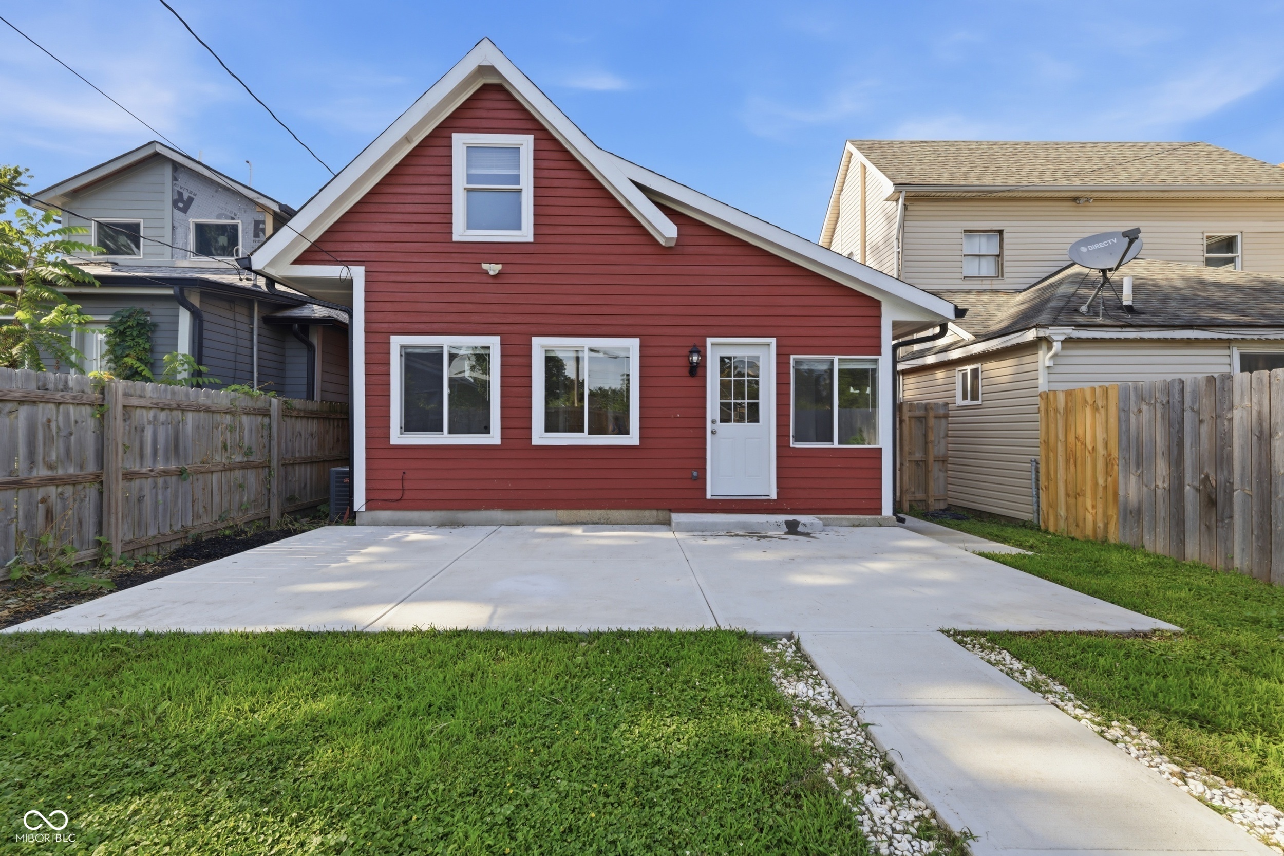 261 E Minnesota Street
