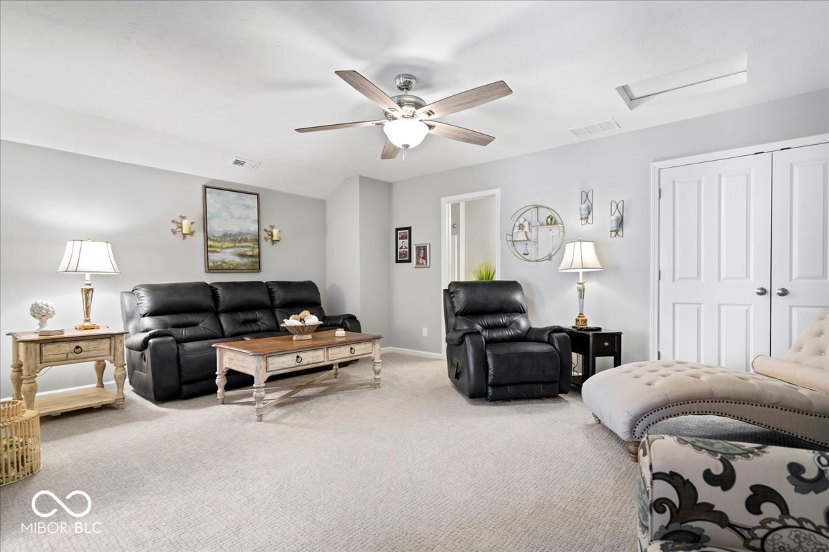 6048 Rockdell Drive