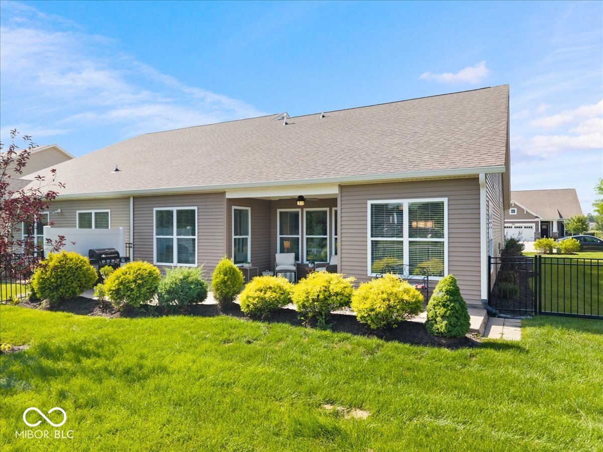6048 Rockdell Drive